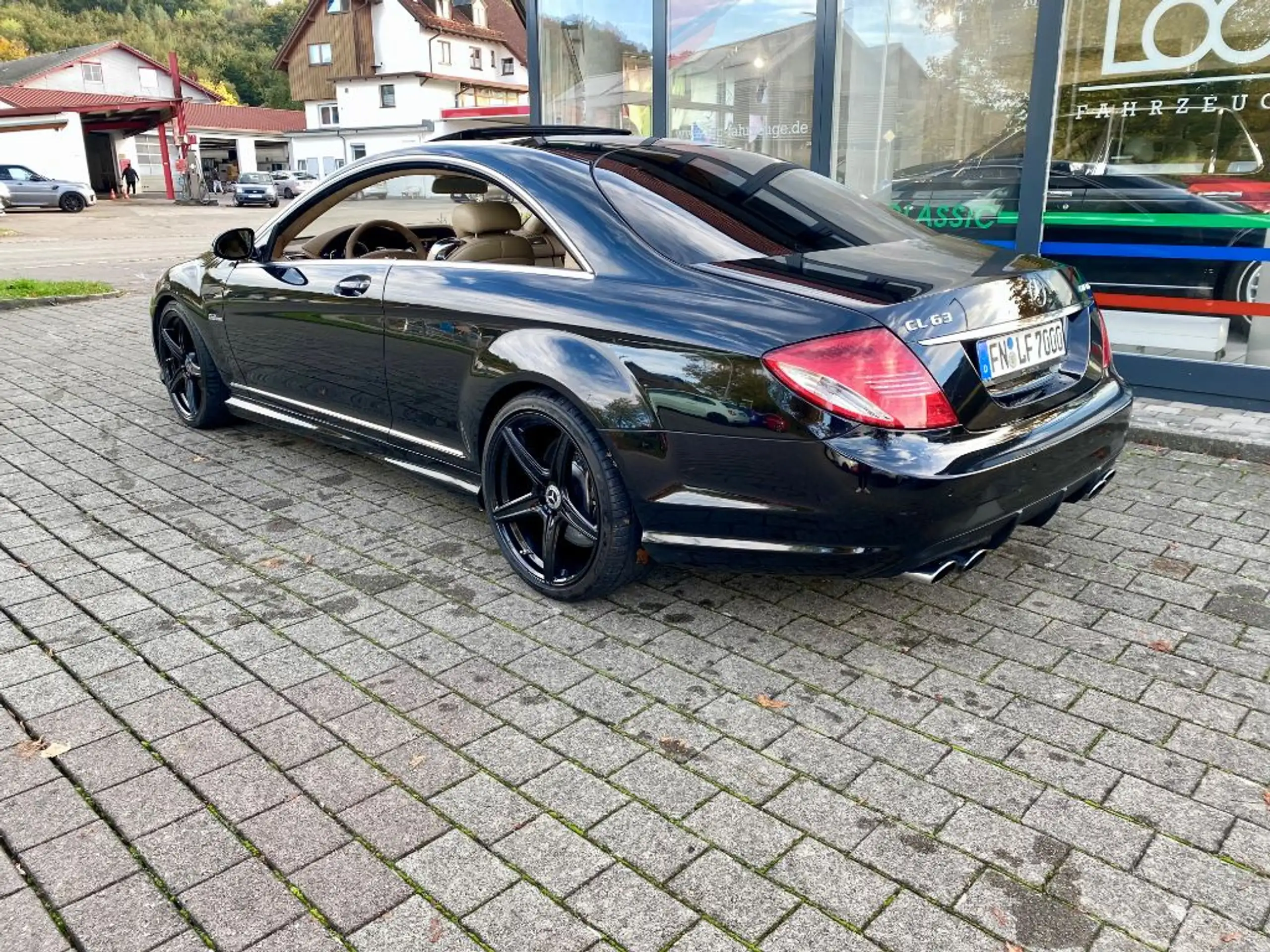 Mercedes-Benz - CL 63 AMG