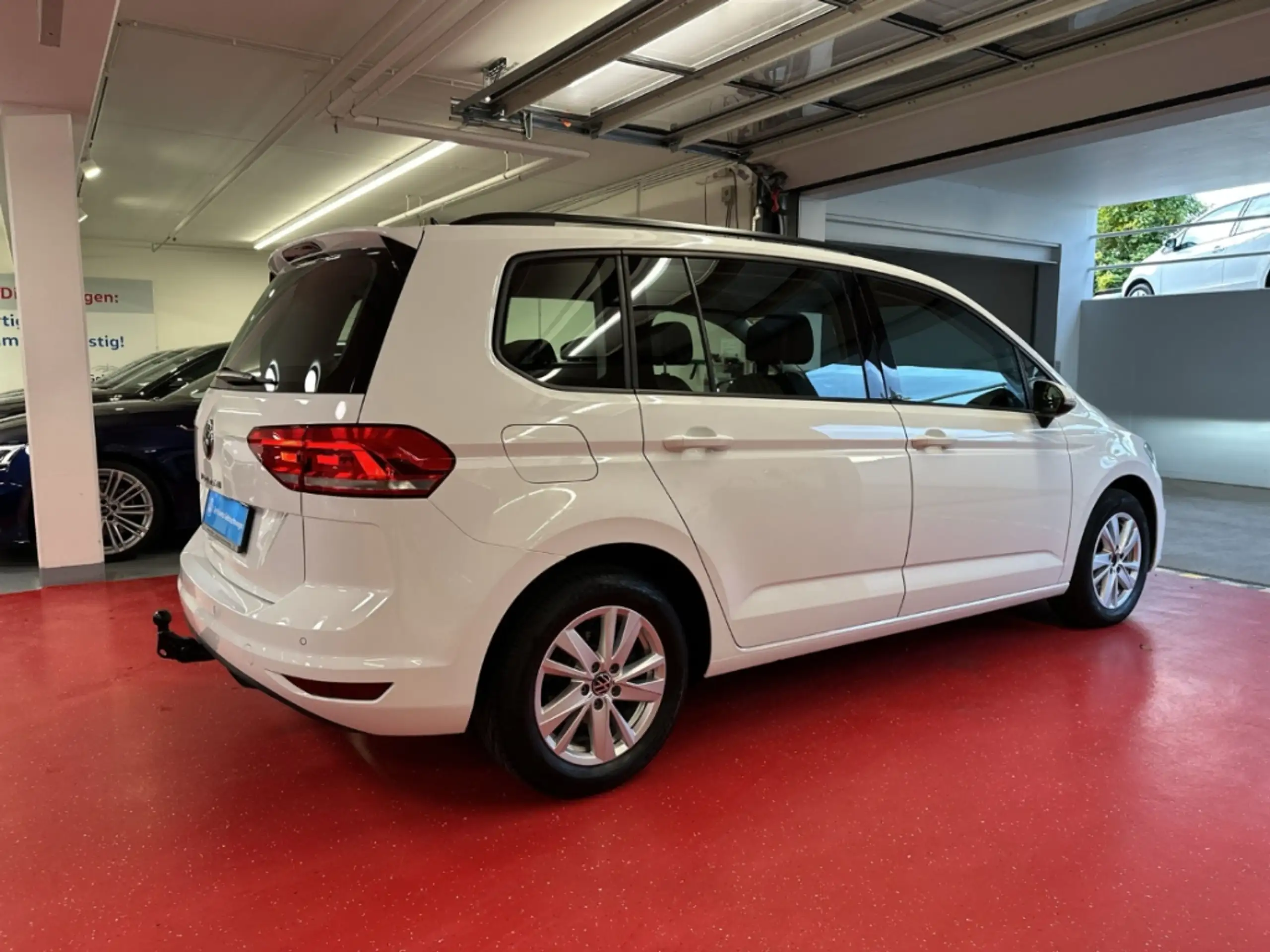 Volkswagen - Touran