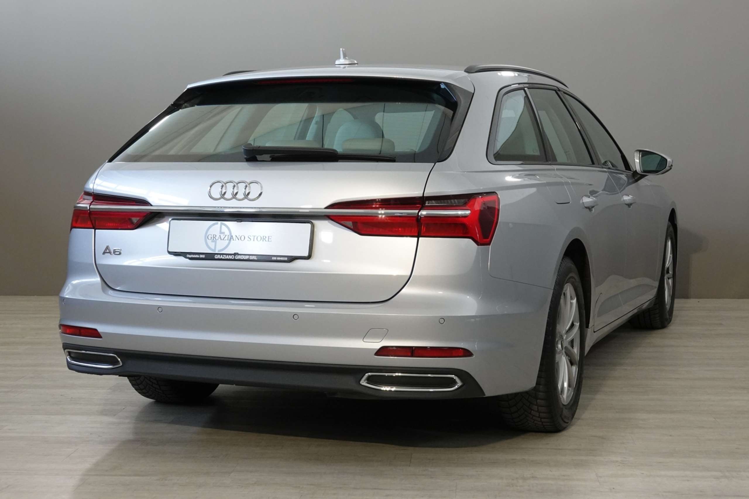 Audi - A6