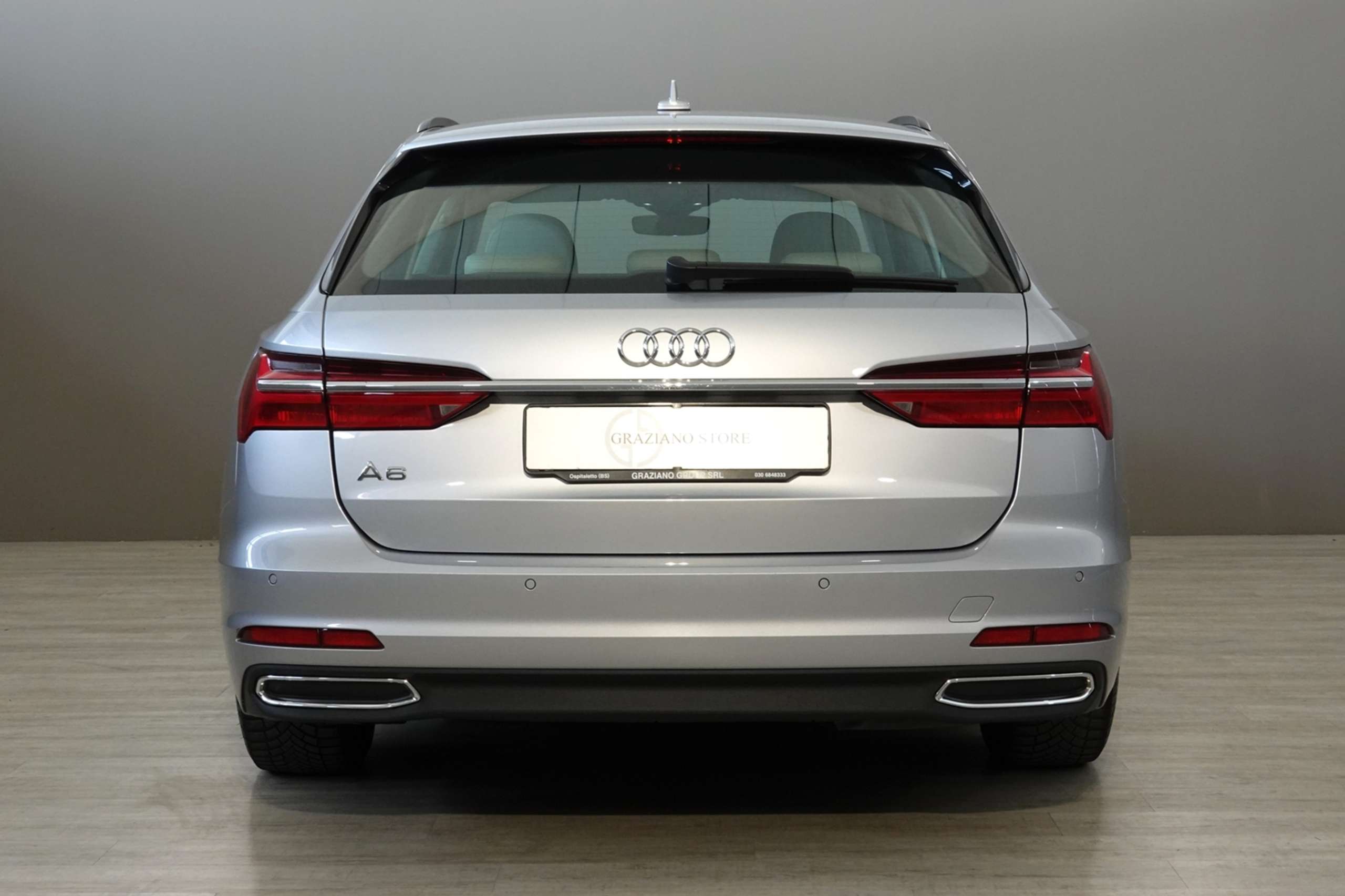 Audi - A6