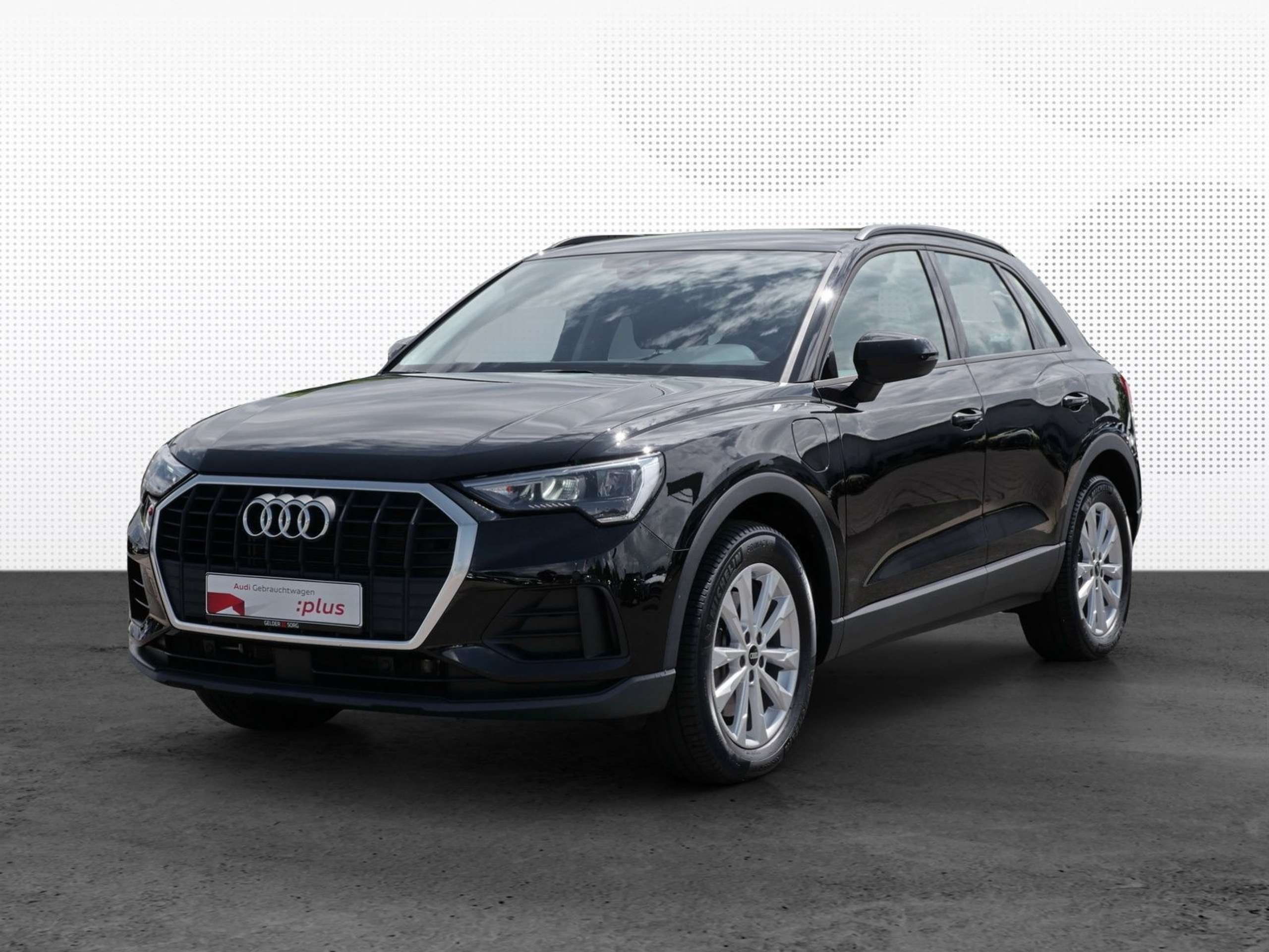 Audi - Q3