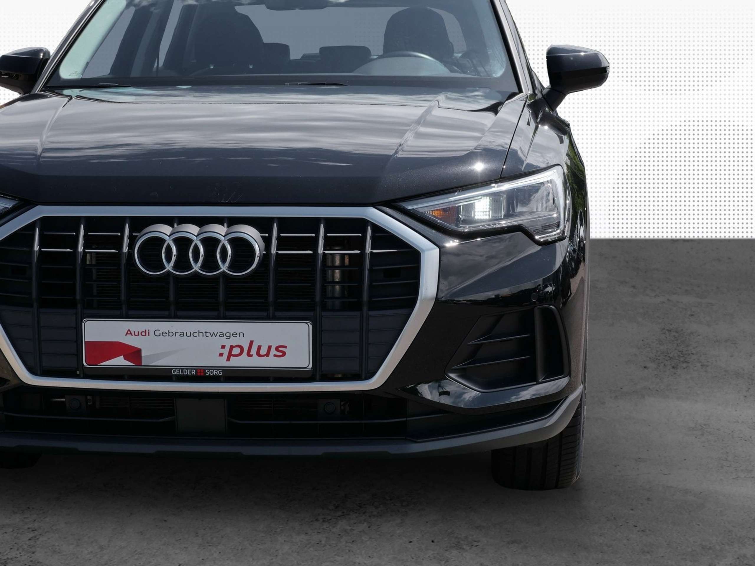 Audi - Q3