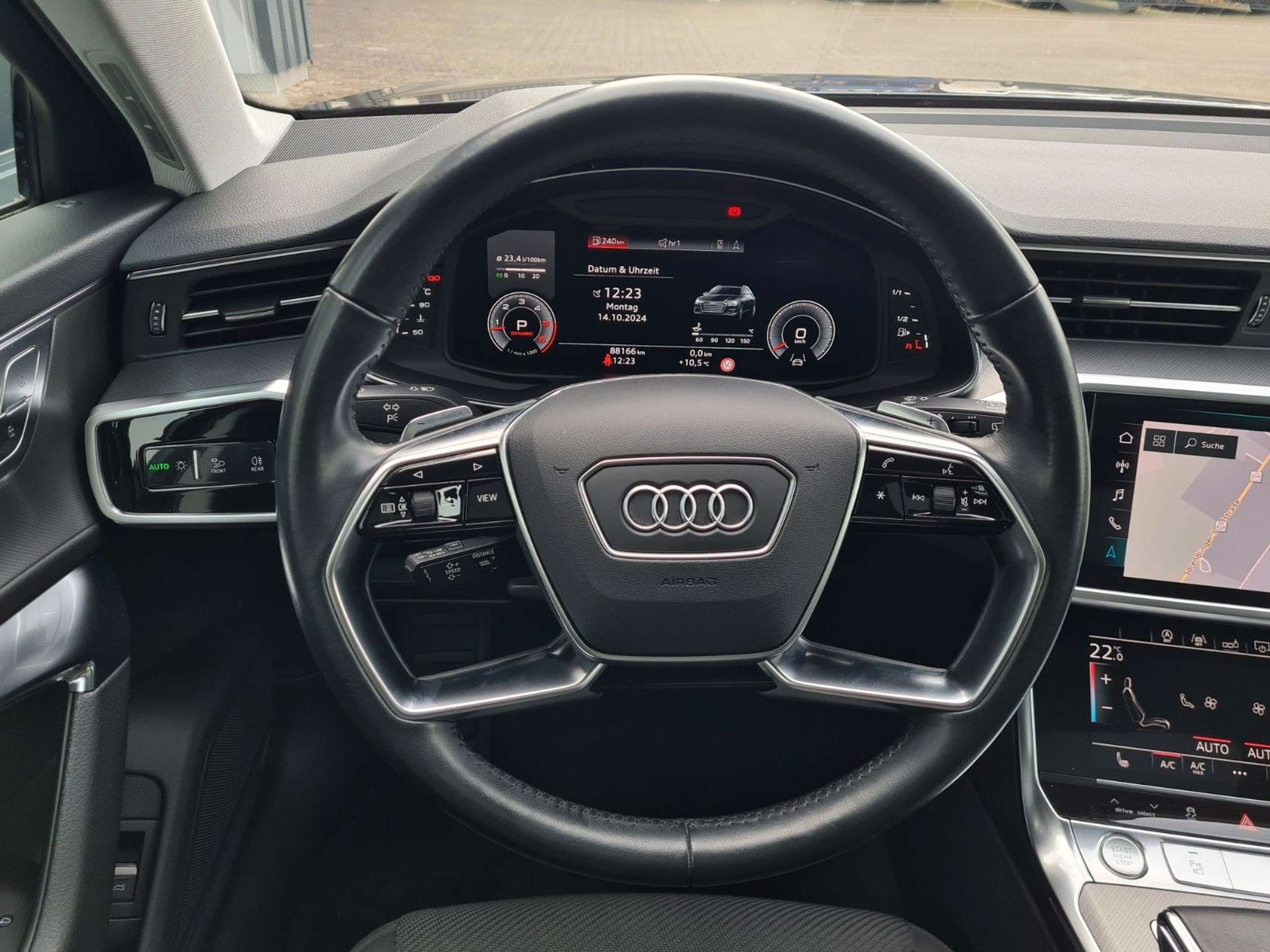 Audi - A6