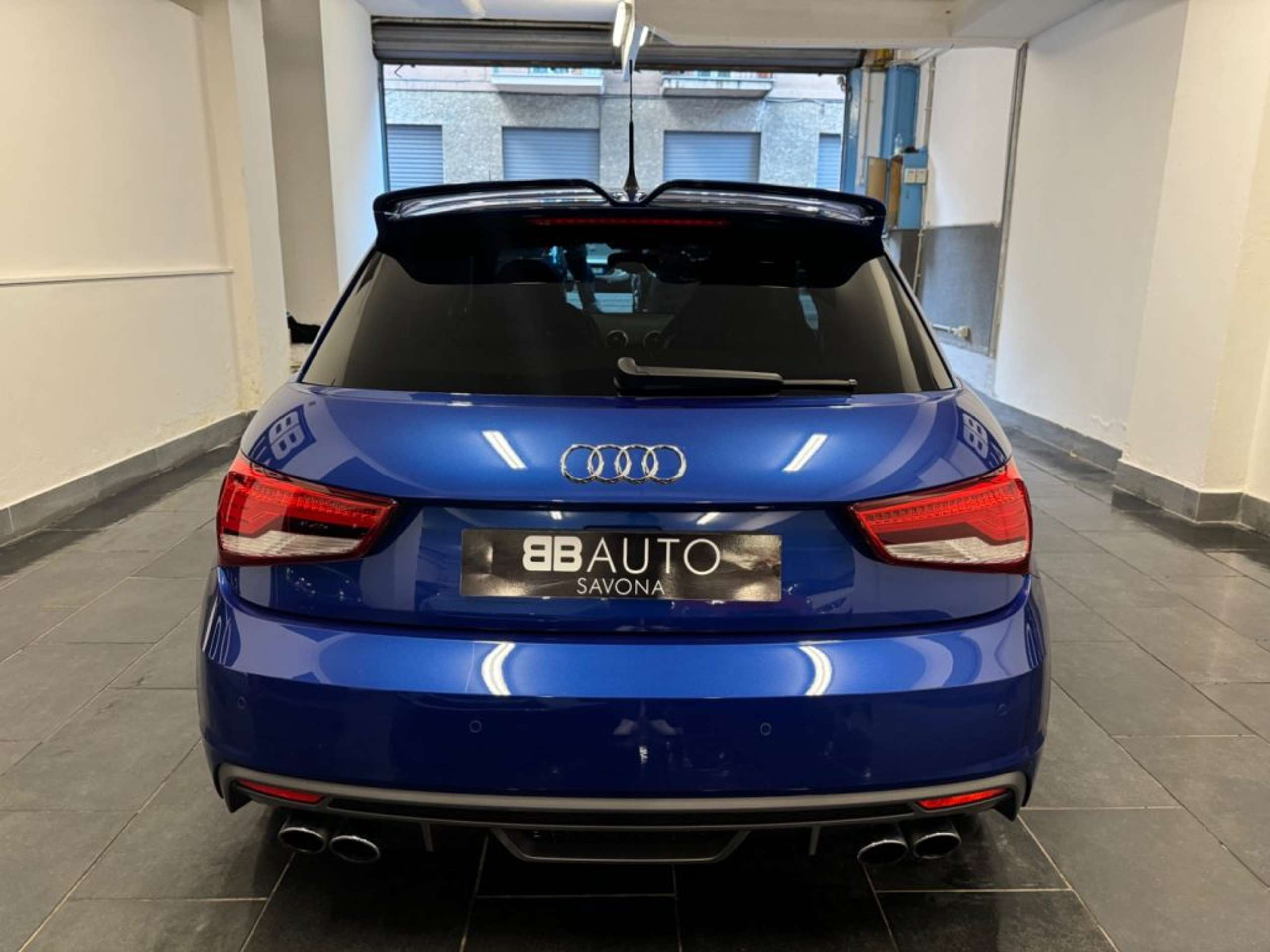 Audi - S1