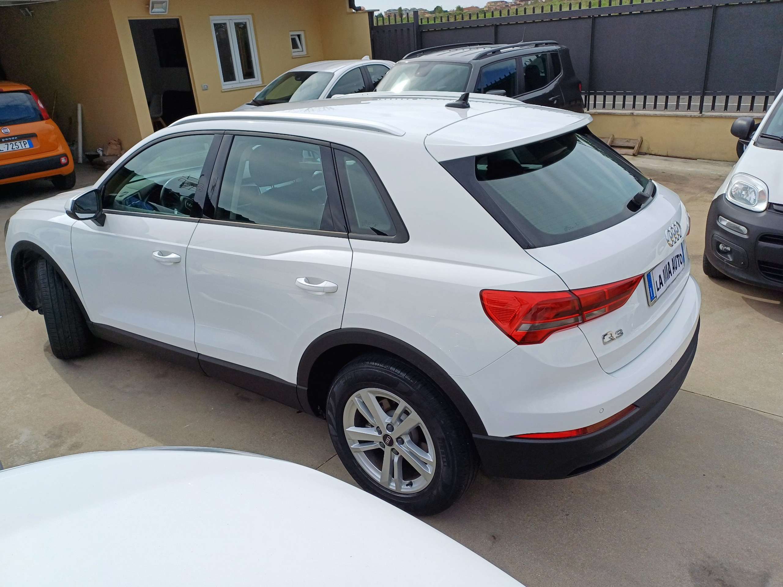 Audi - Q3