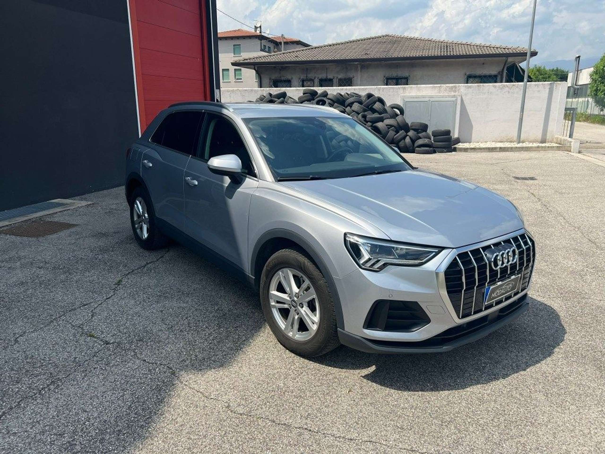 Audi - Q3