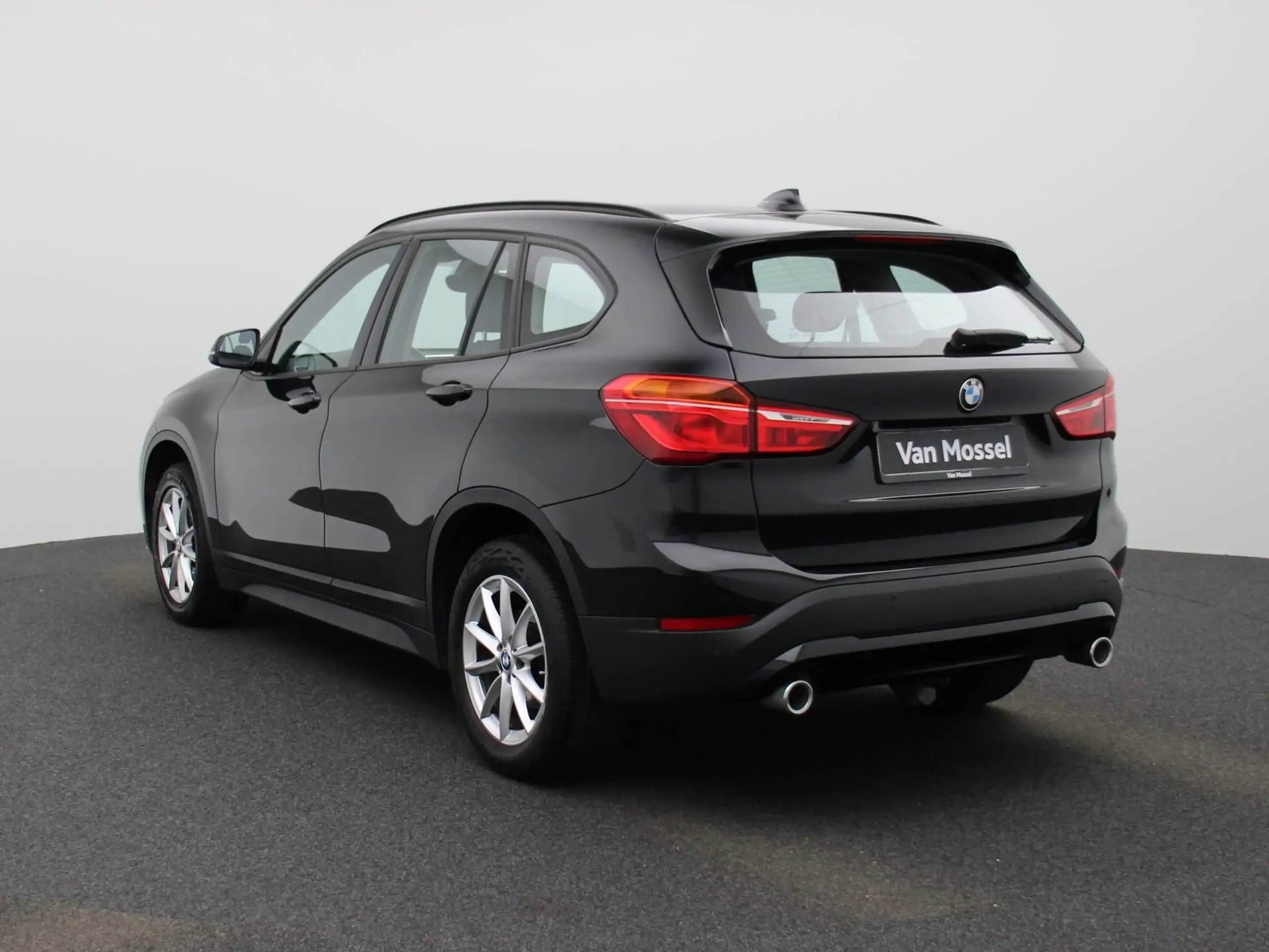 BMW - X1