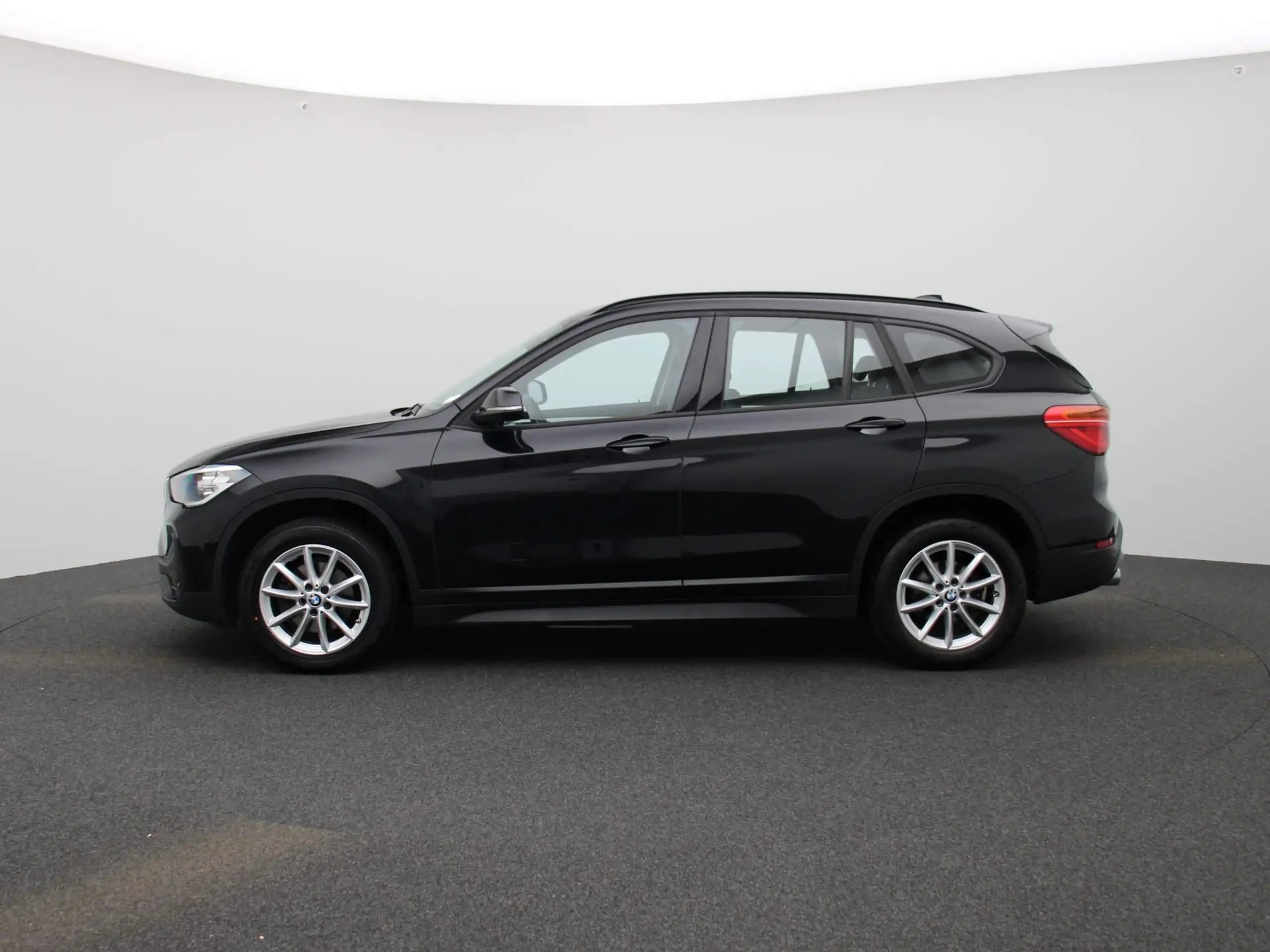 BMW - X1