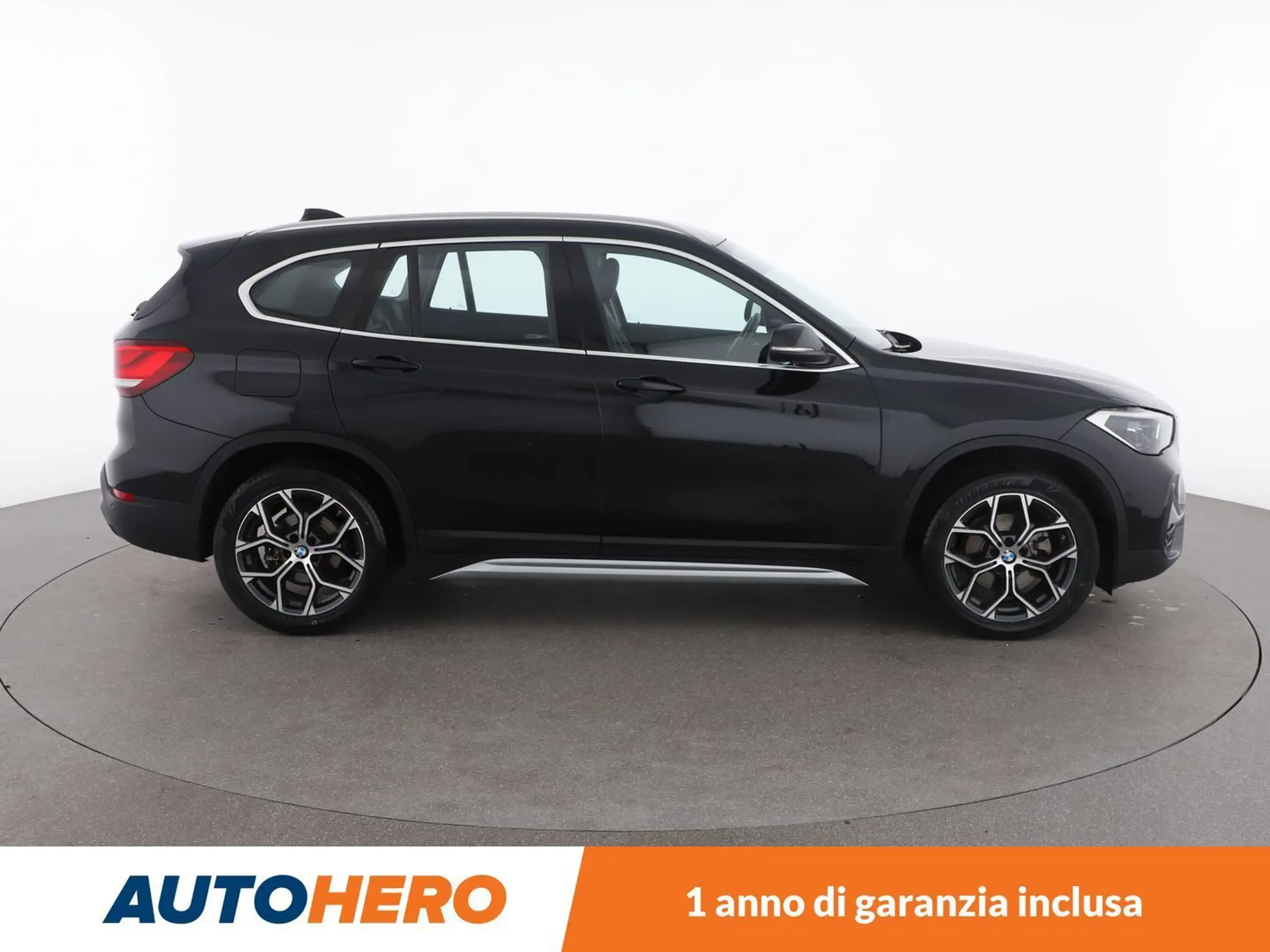 BMW - X1