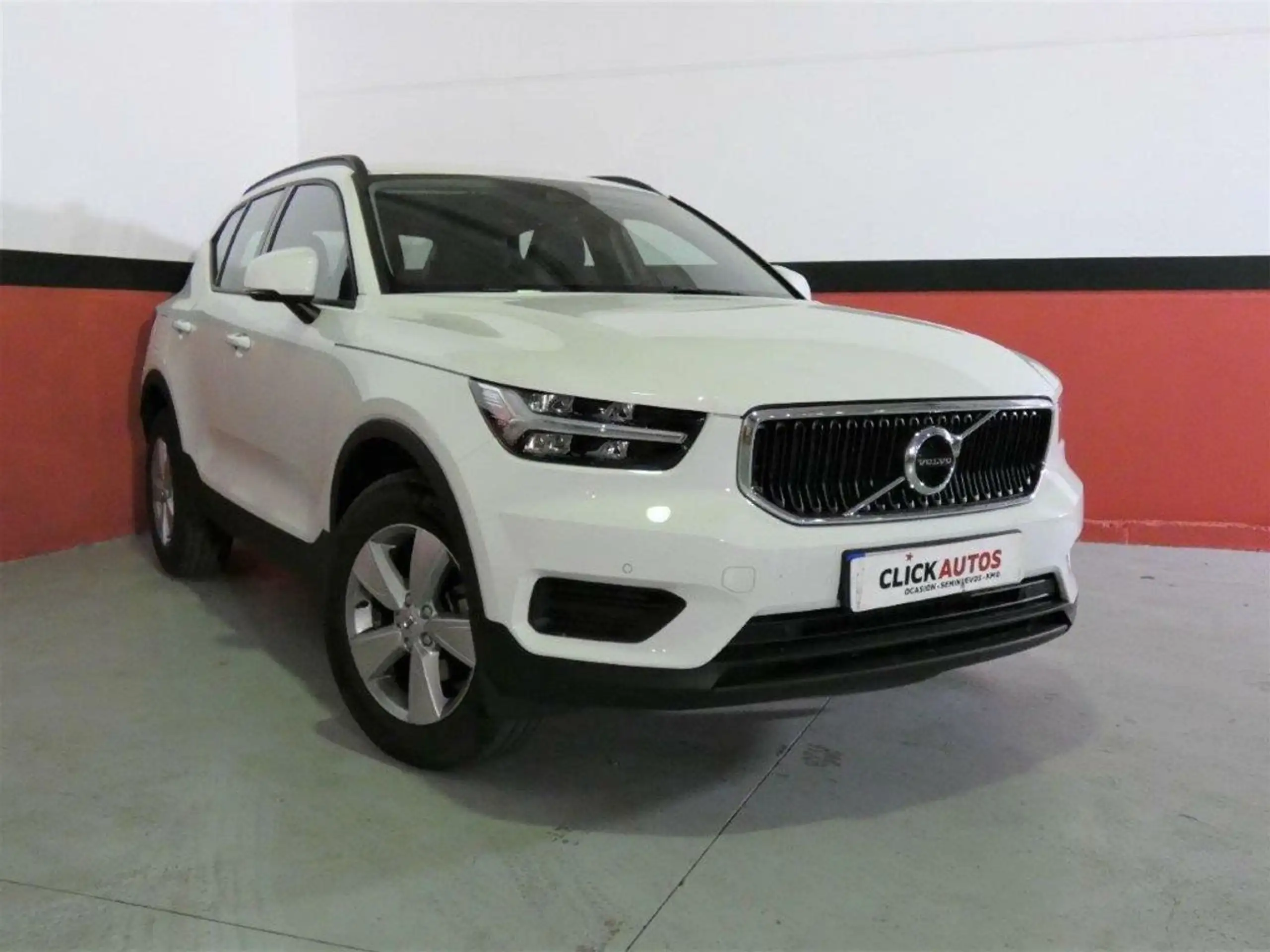 Volvo - XC40