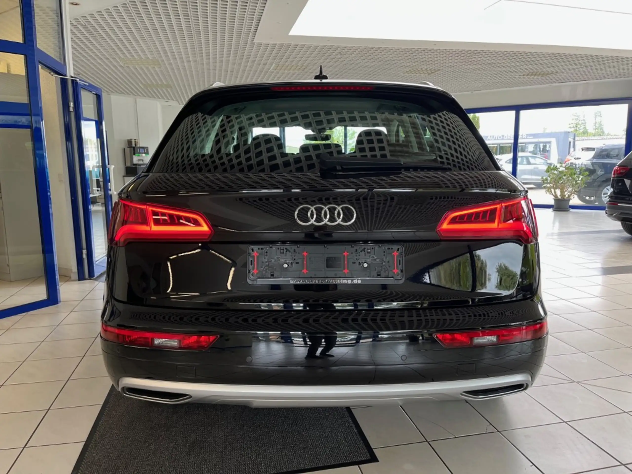 Audi - Q5