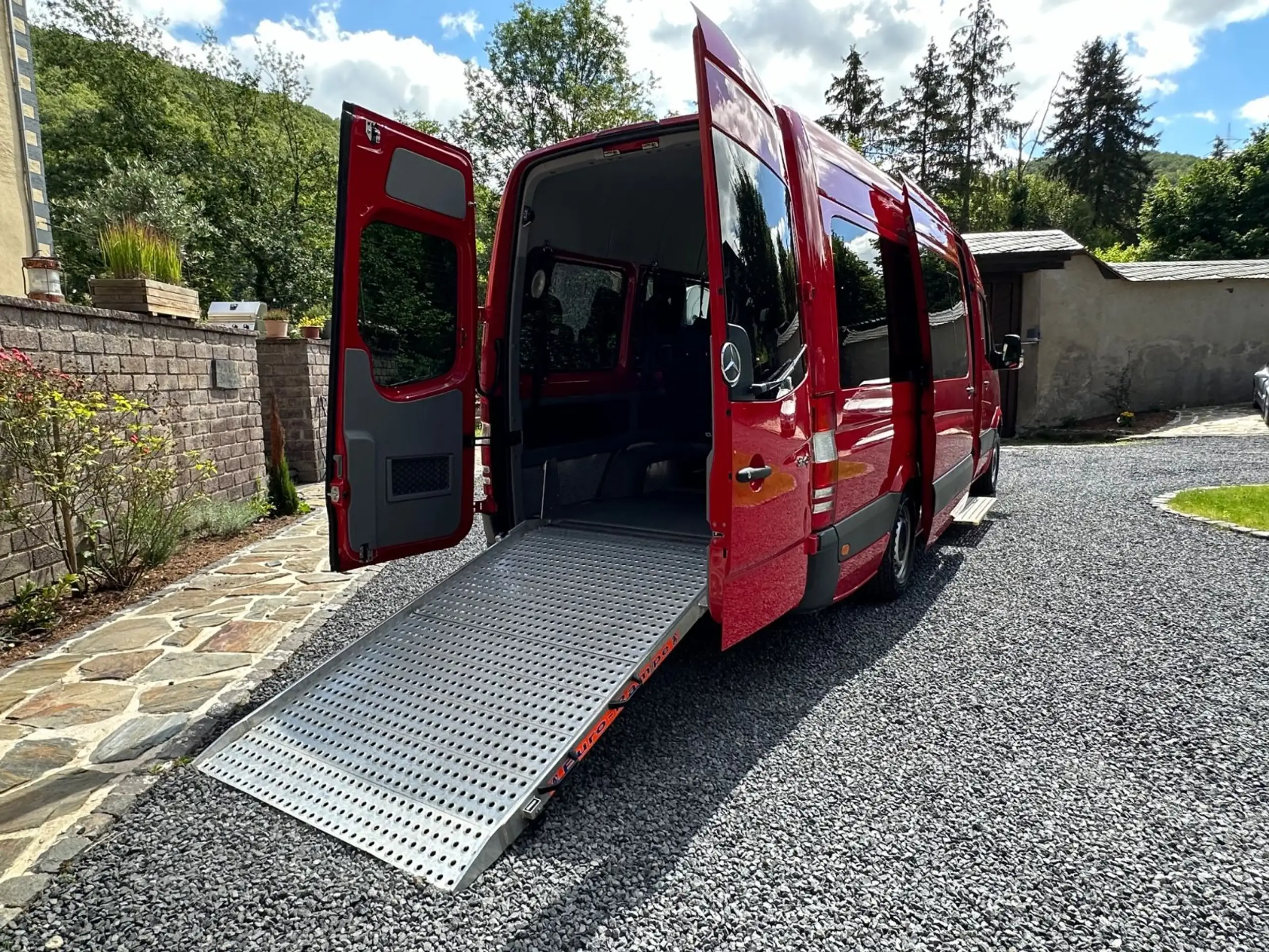 Mercedes-Benz - Sprinter