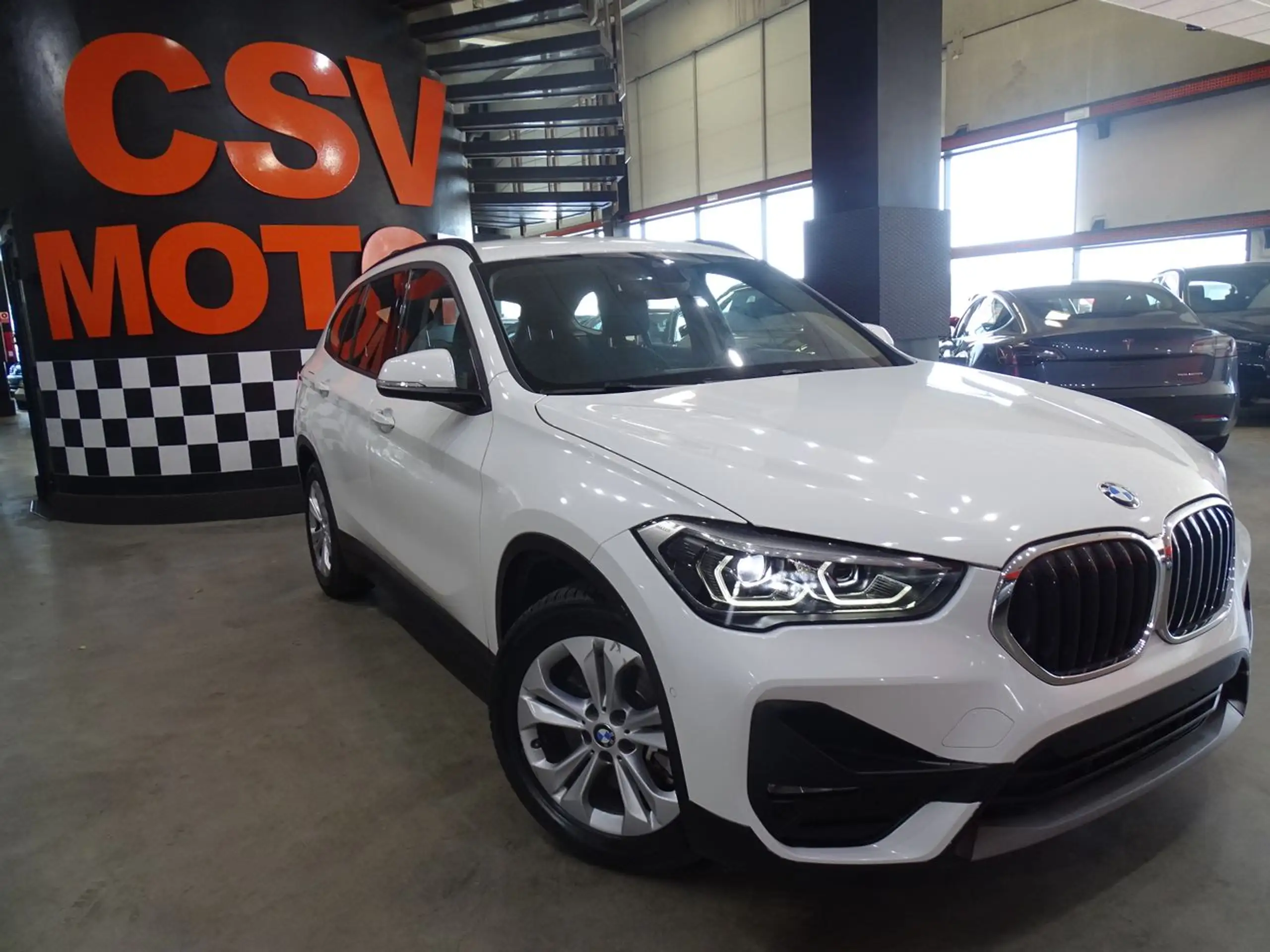 BMW - X1