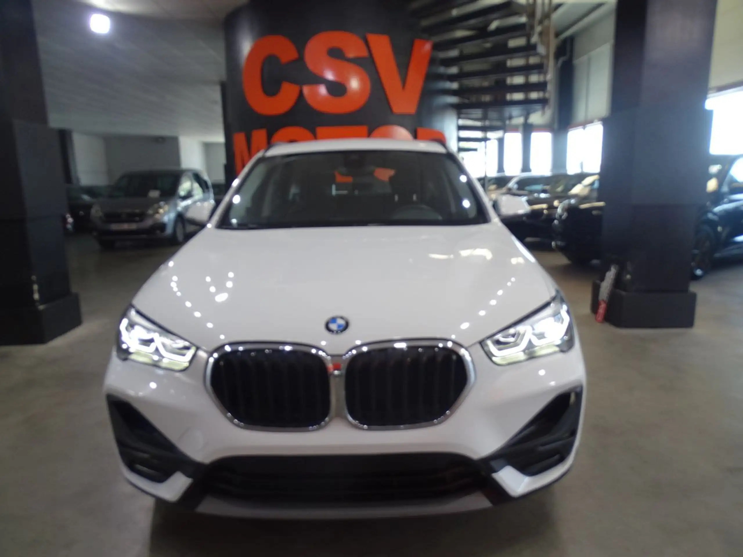 BMW - X1