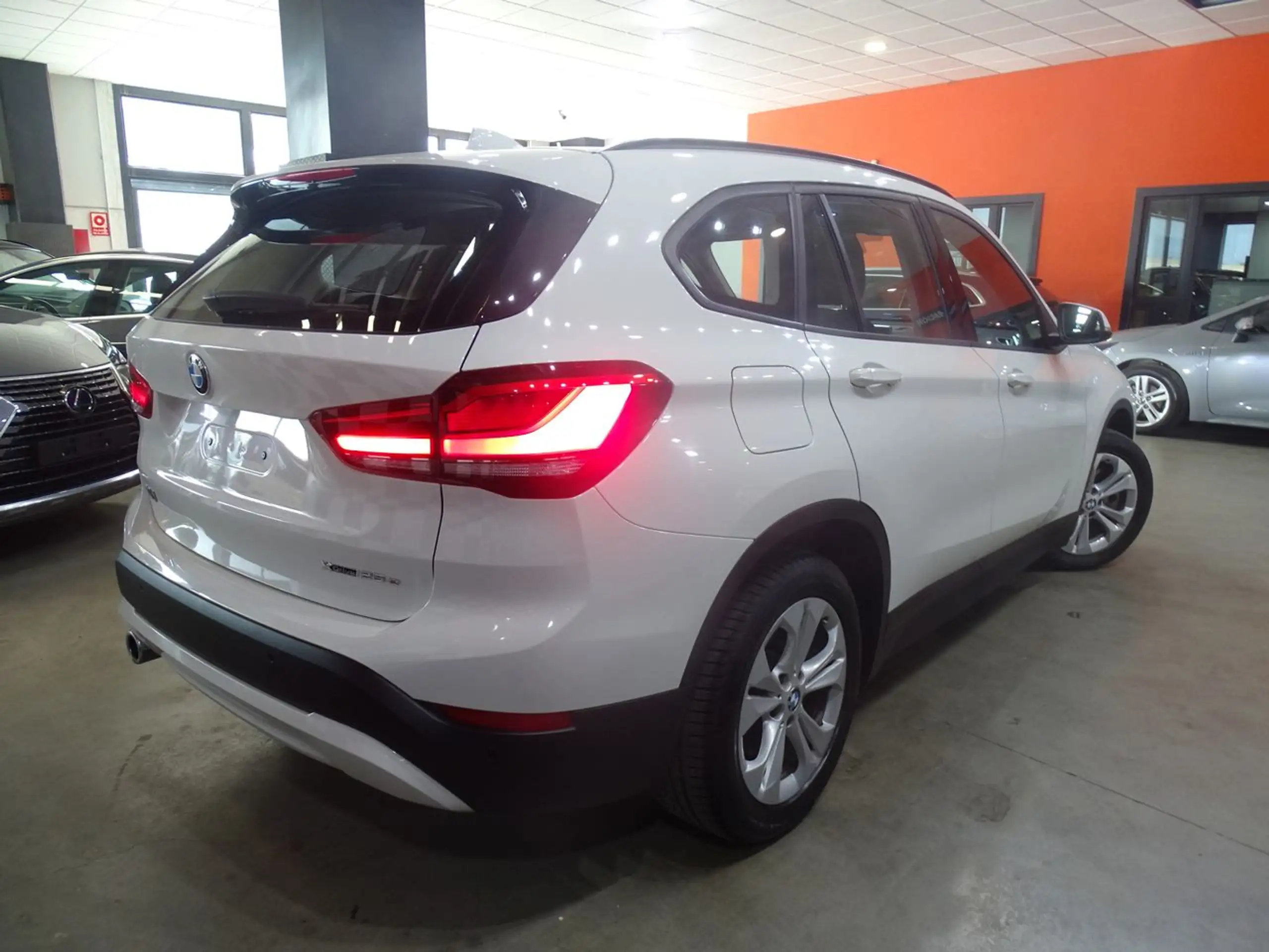 BMW - X1