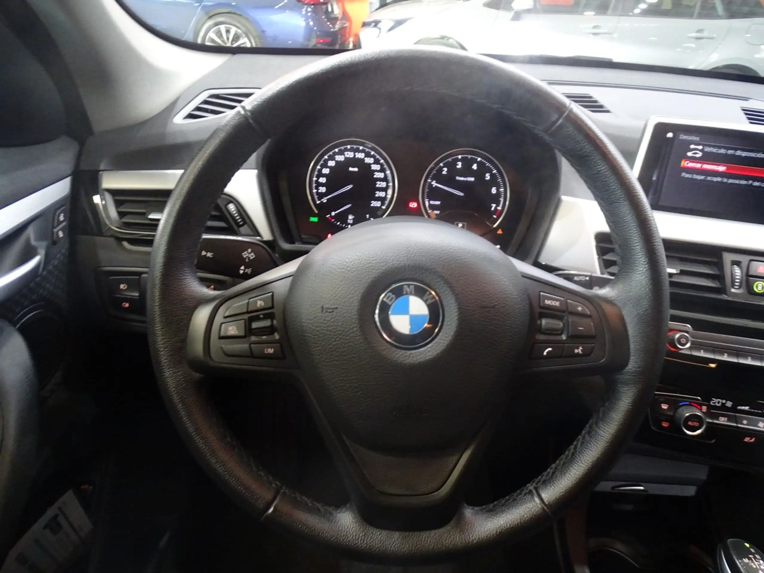 BMW - X1