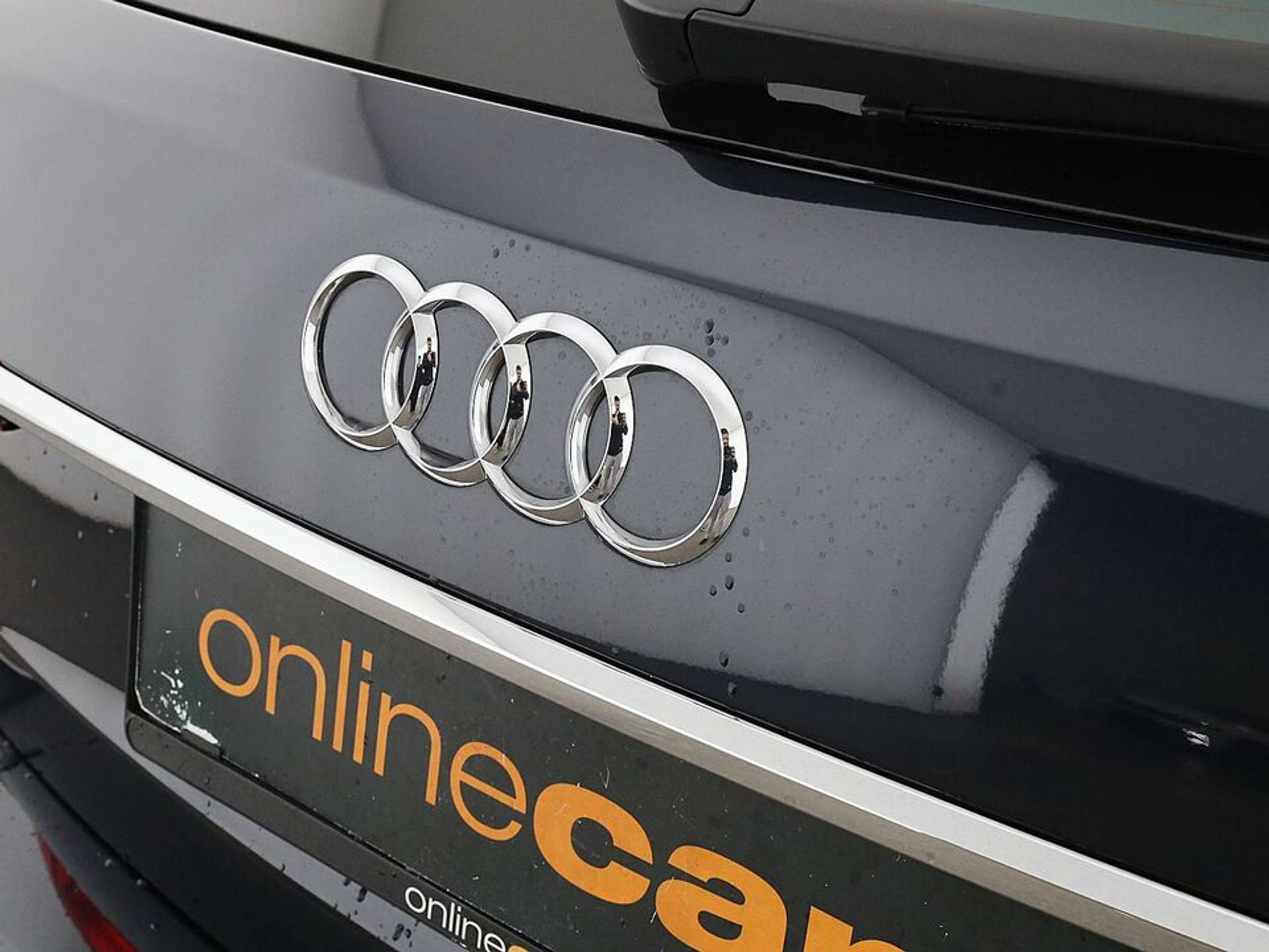 Audi - A6