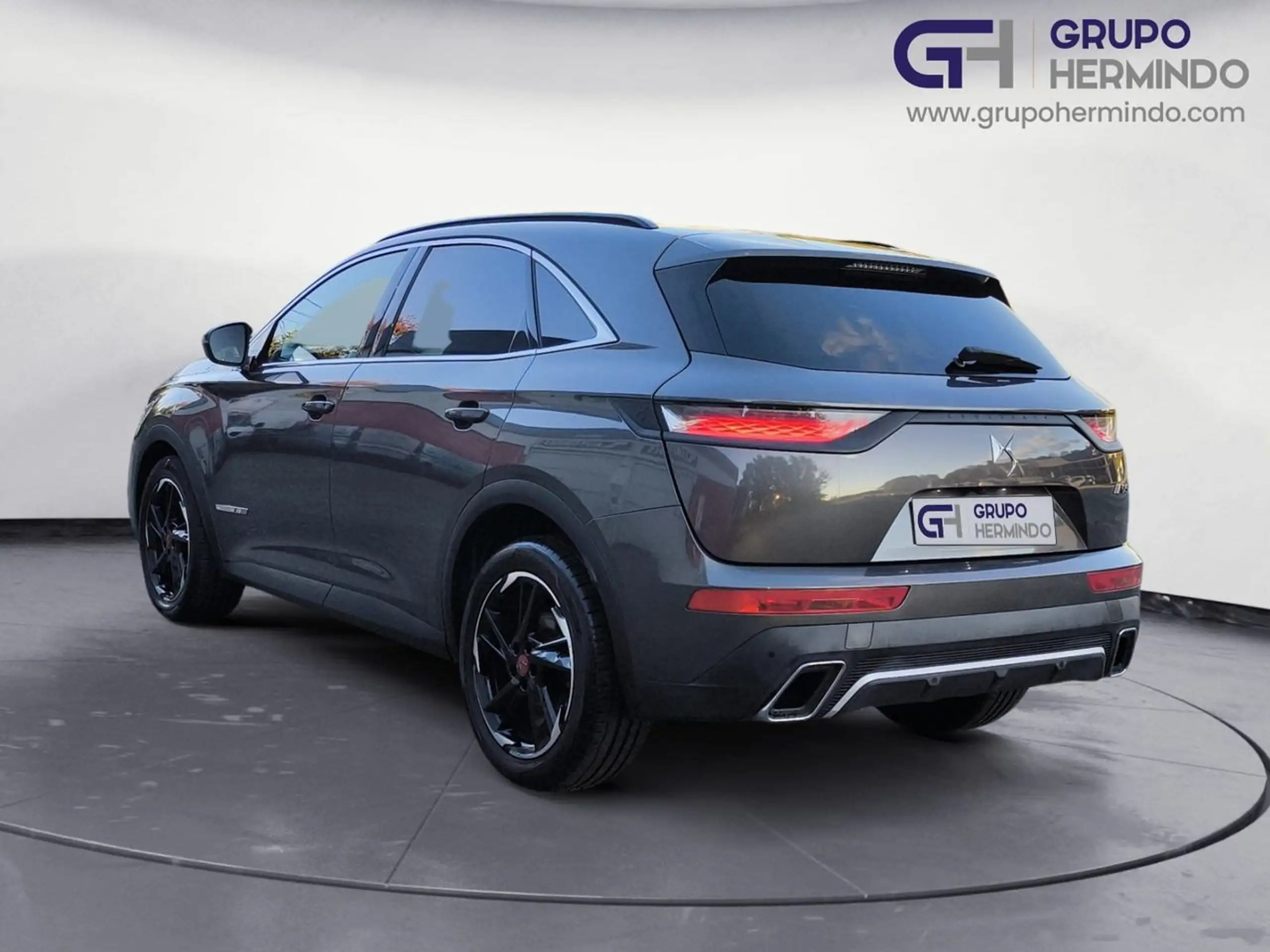 DS Automobiles - DS 7 Crossback