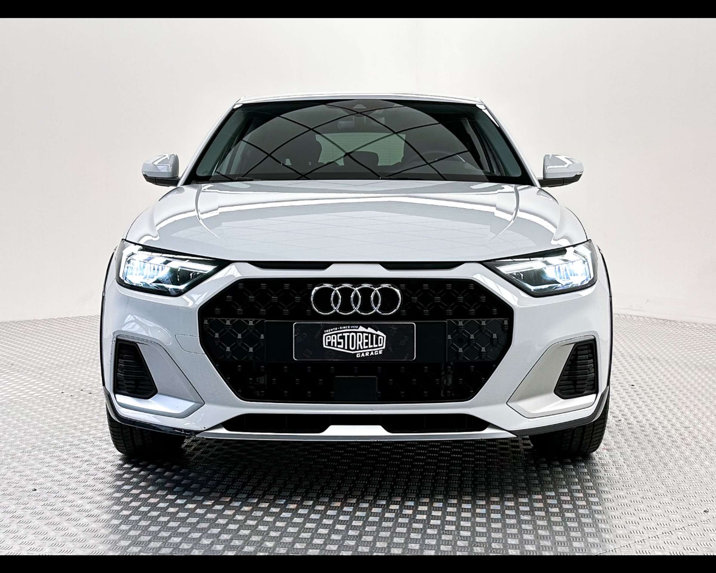 Audi - A1