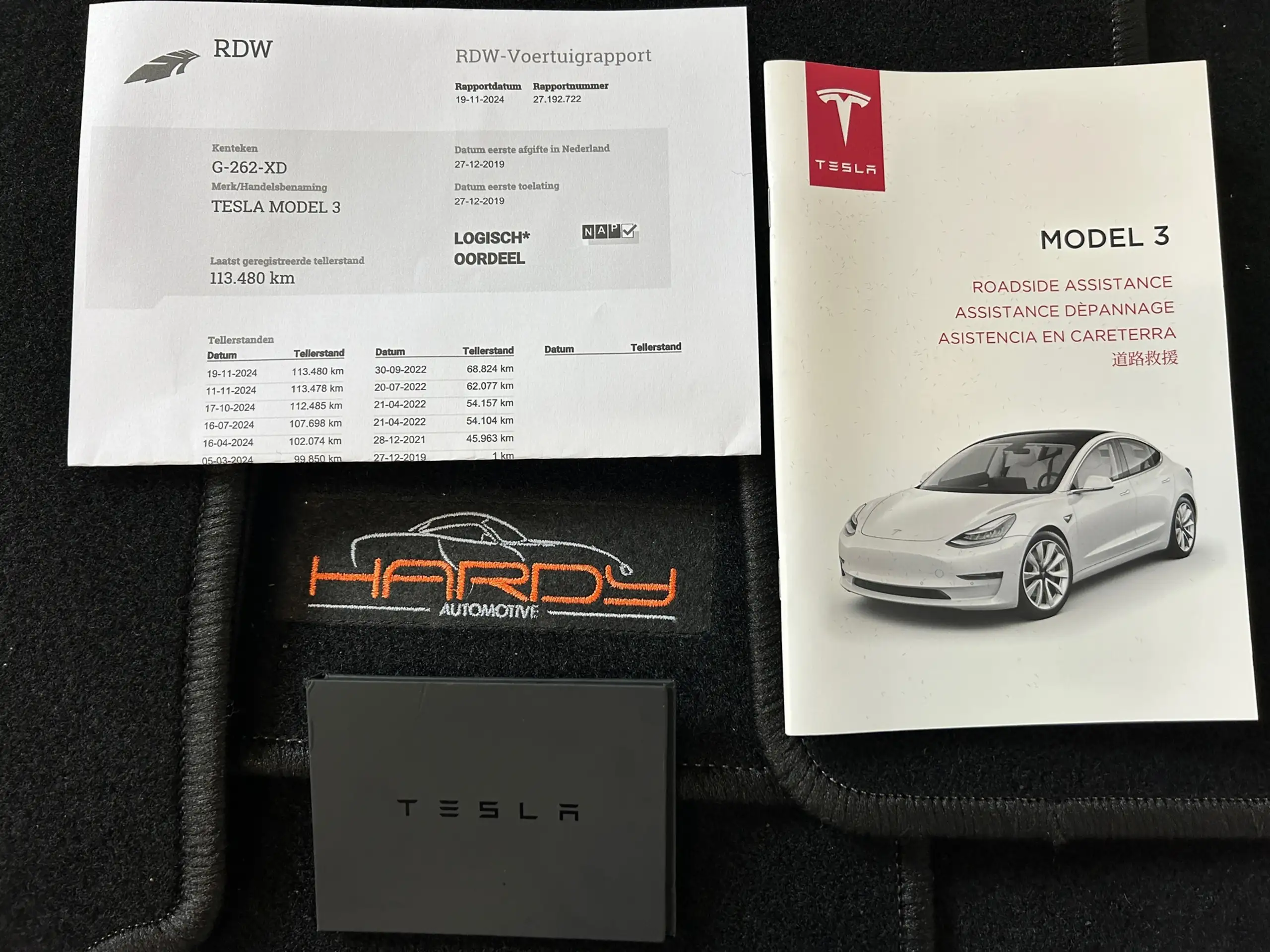 Tesla - Model 3