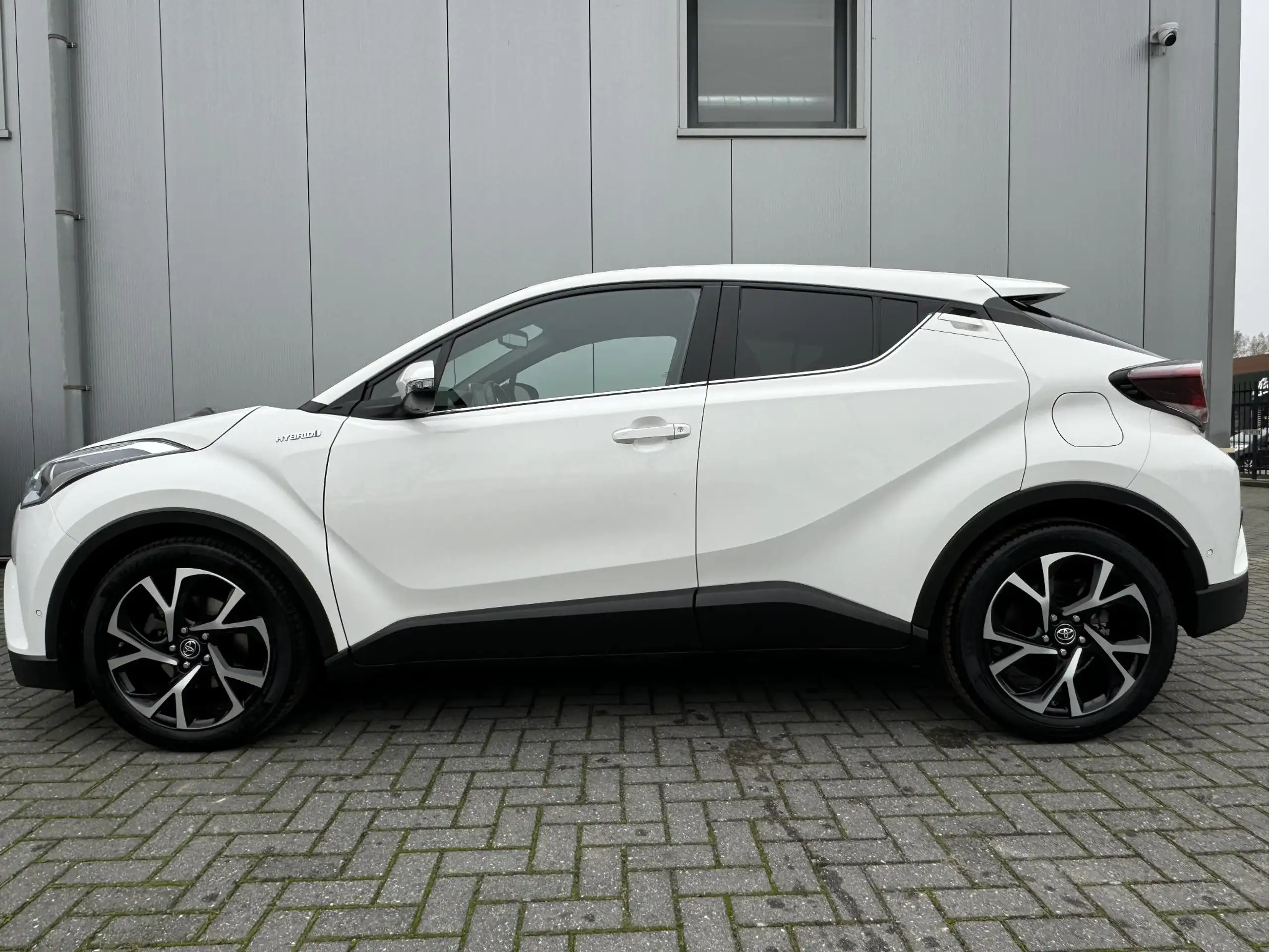 Toyota - C-HR