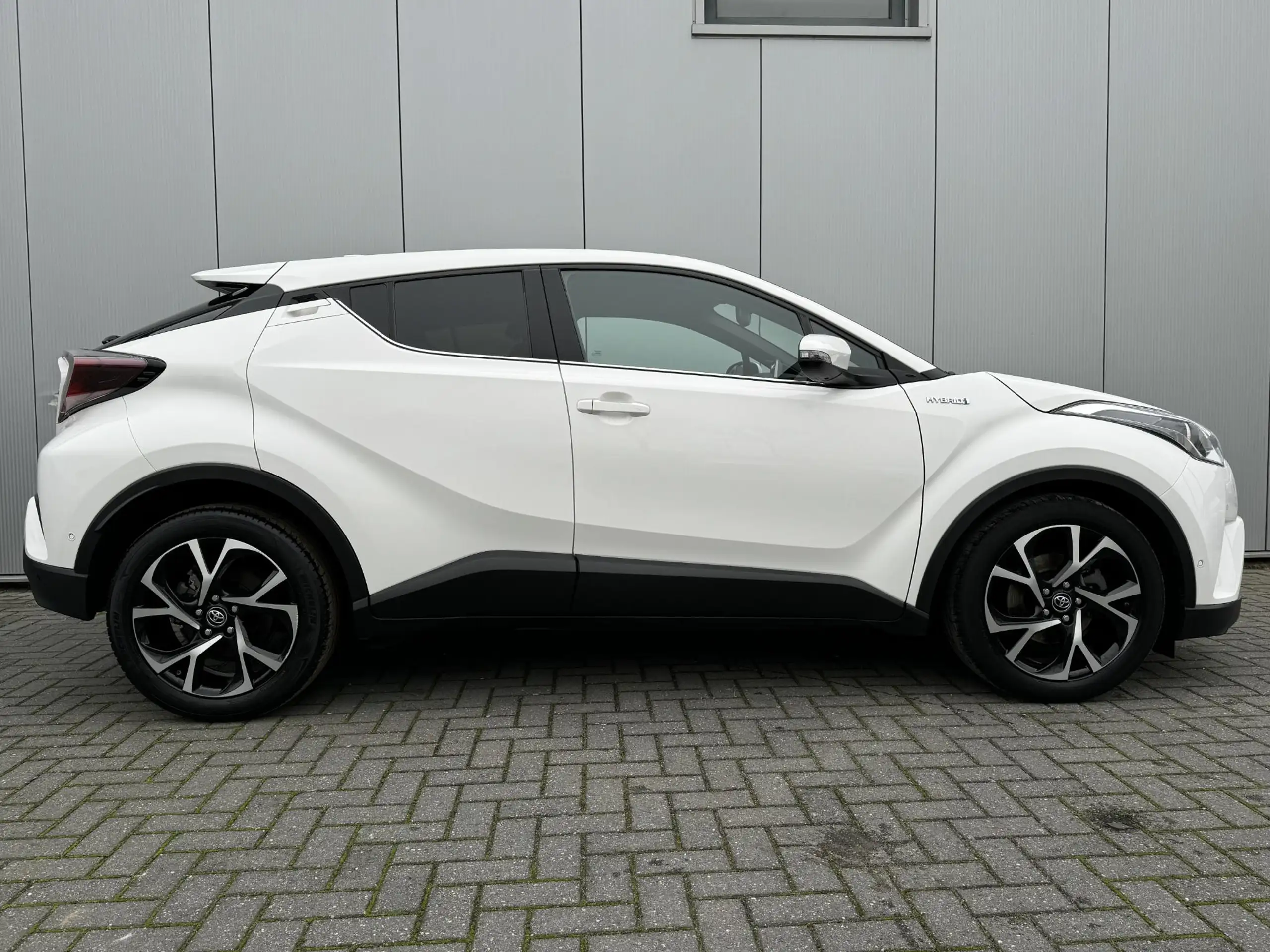 Toyota - C-HR