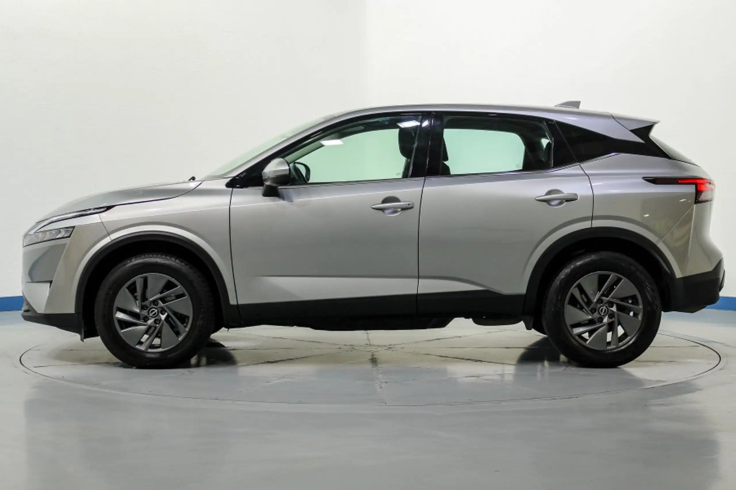 Nissan - Qashqai