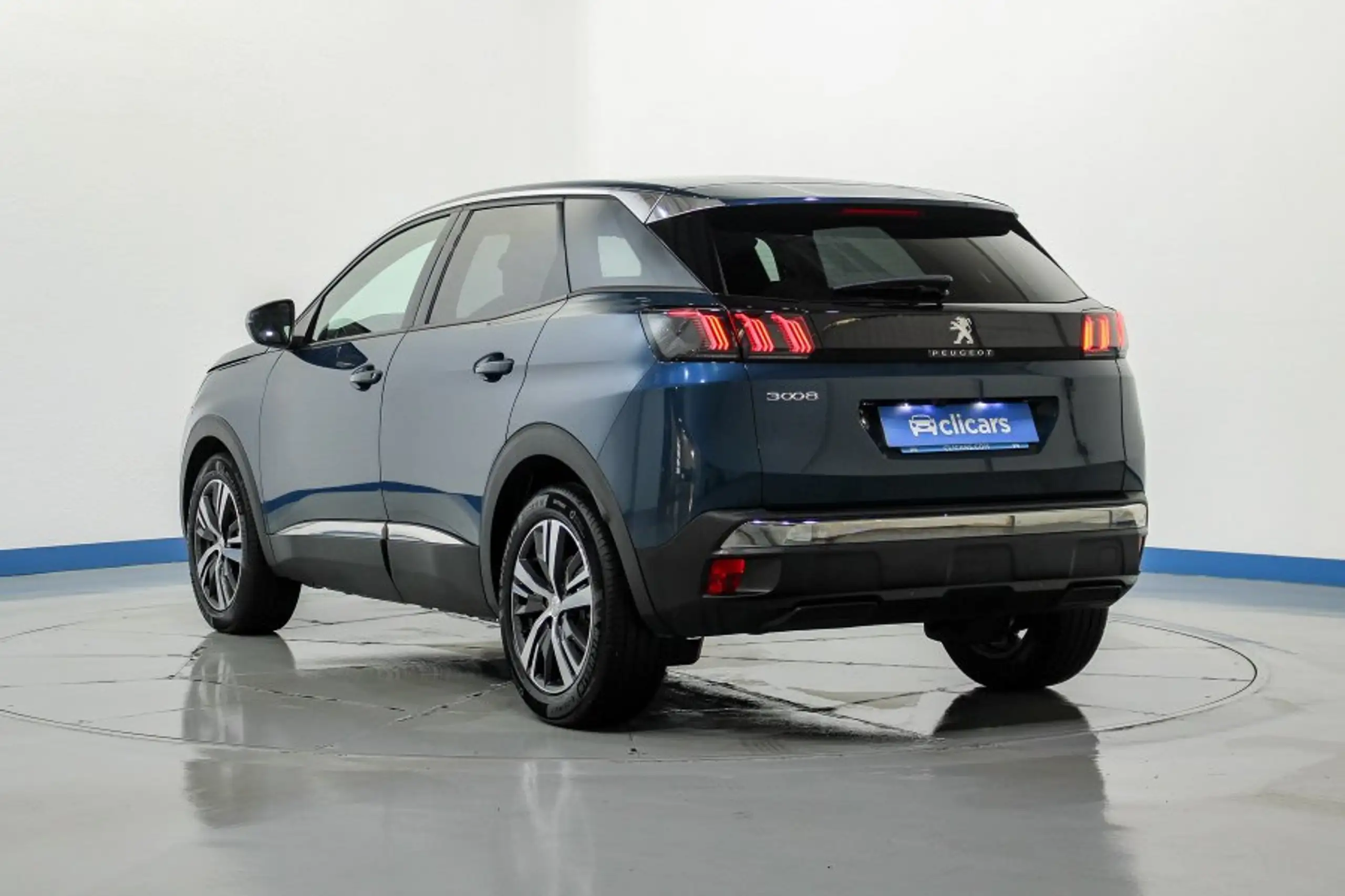 Peugeot - 3008