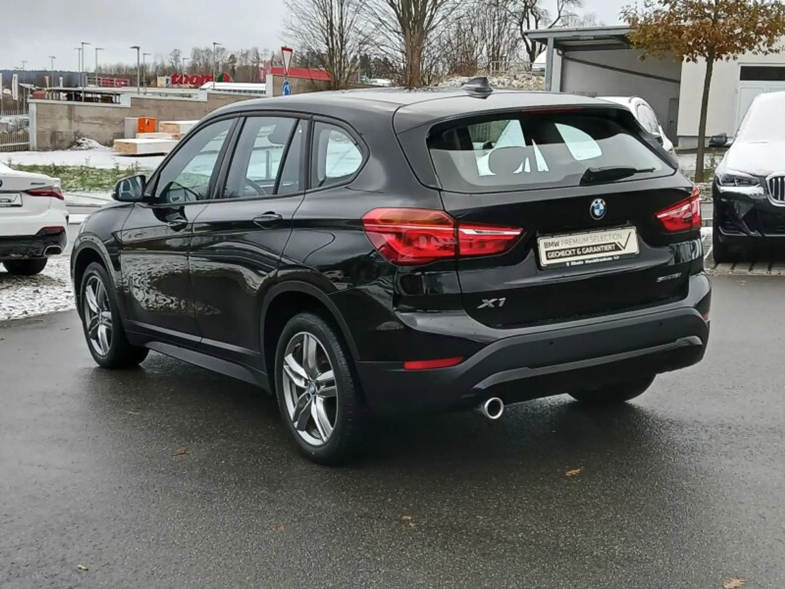 BMW - X1