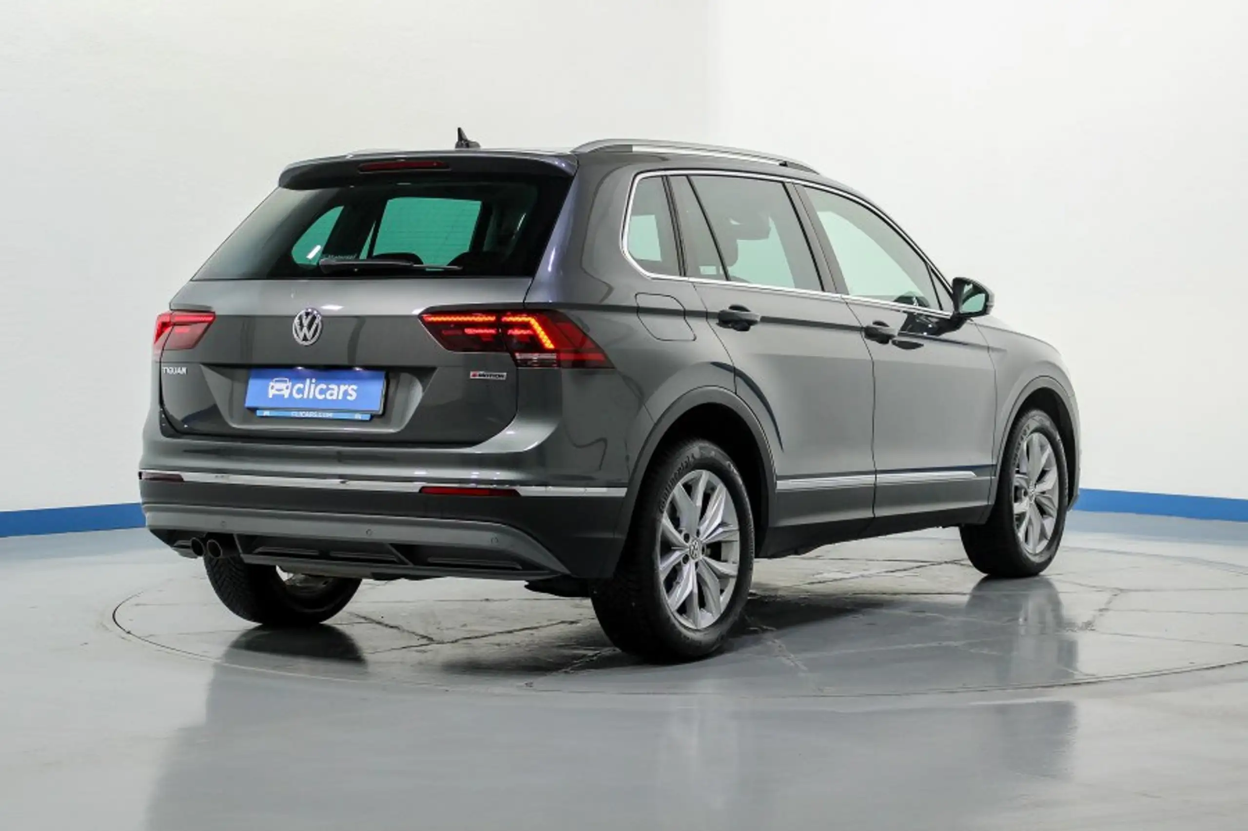 Volkswagen - Tiguan