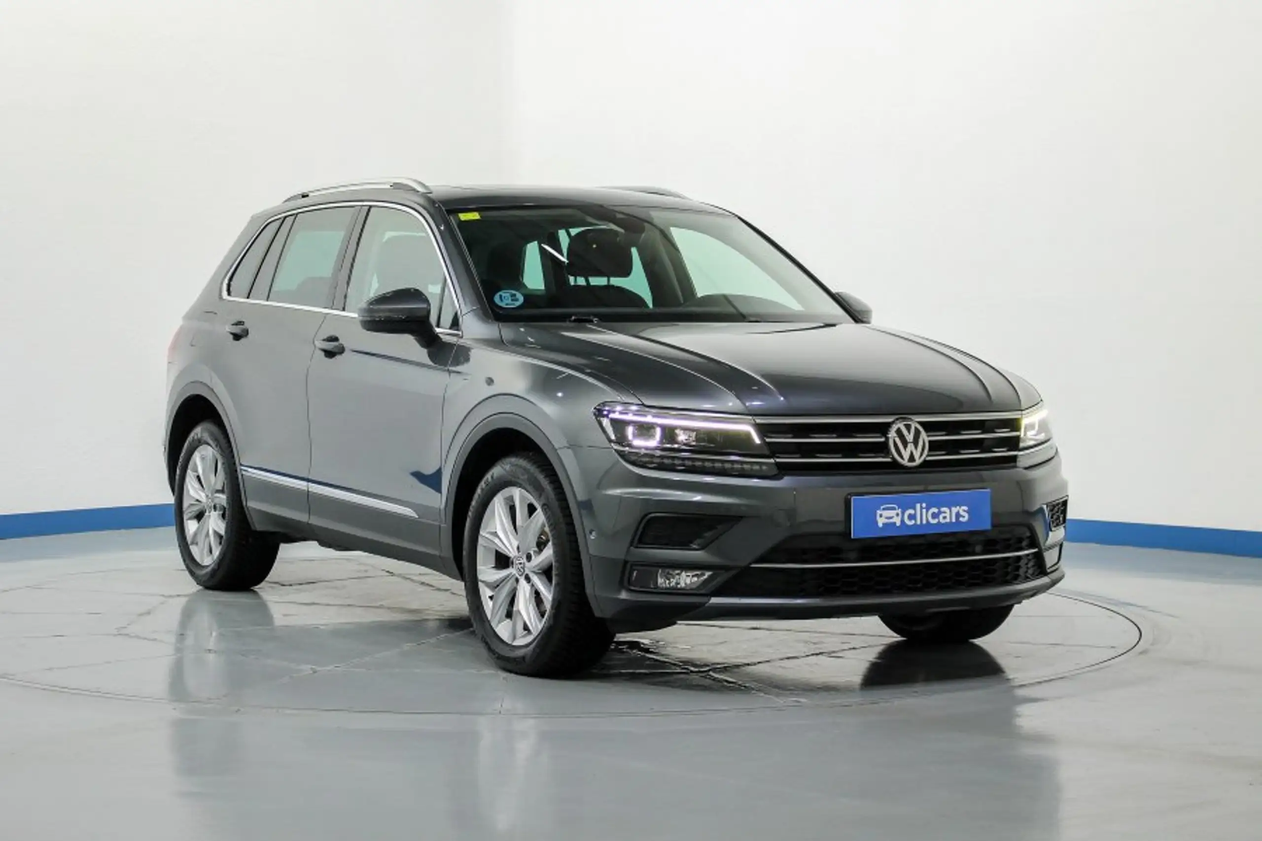 Volkswagen - Tiguan