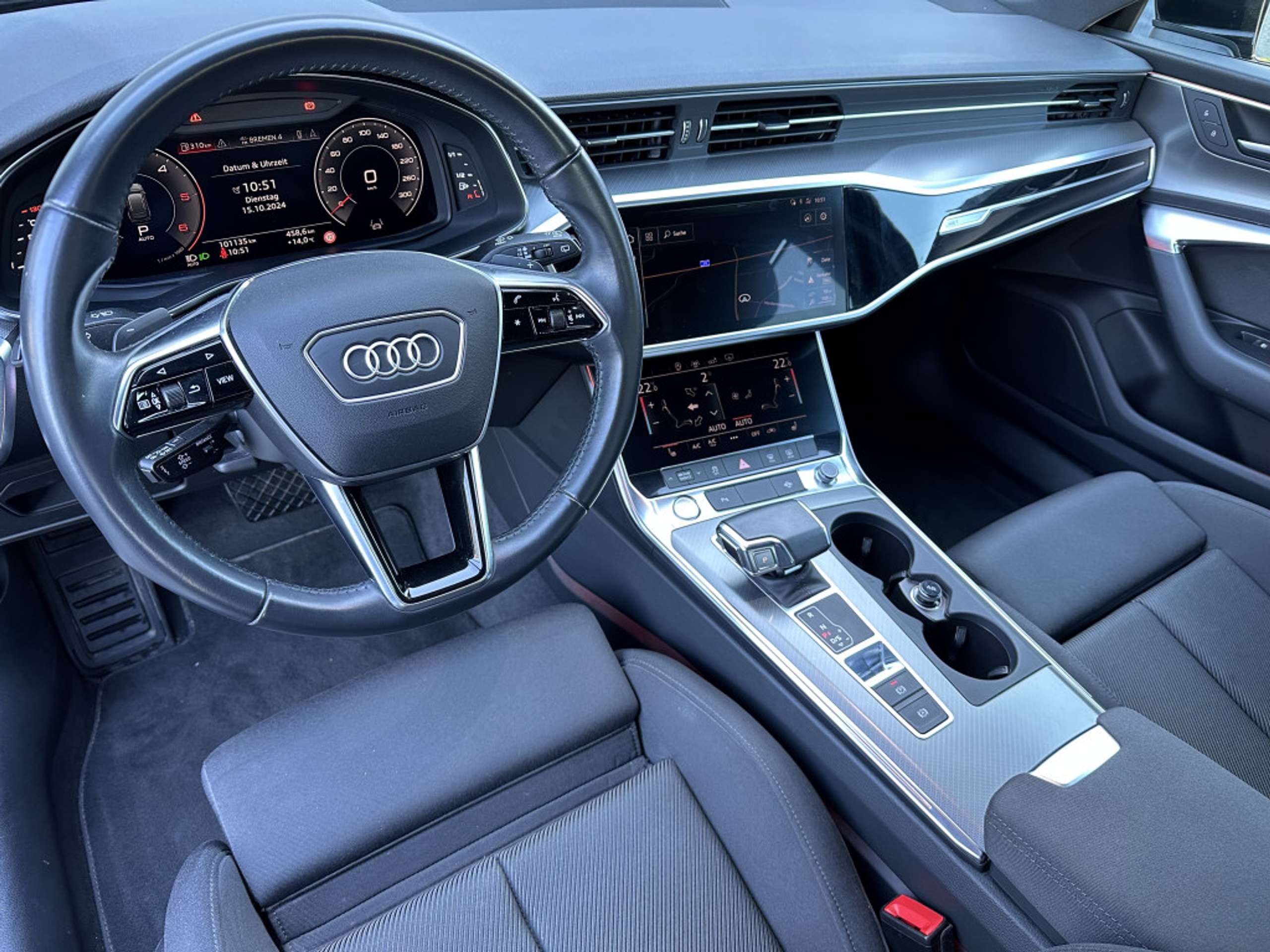 Audi - A6