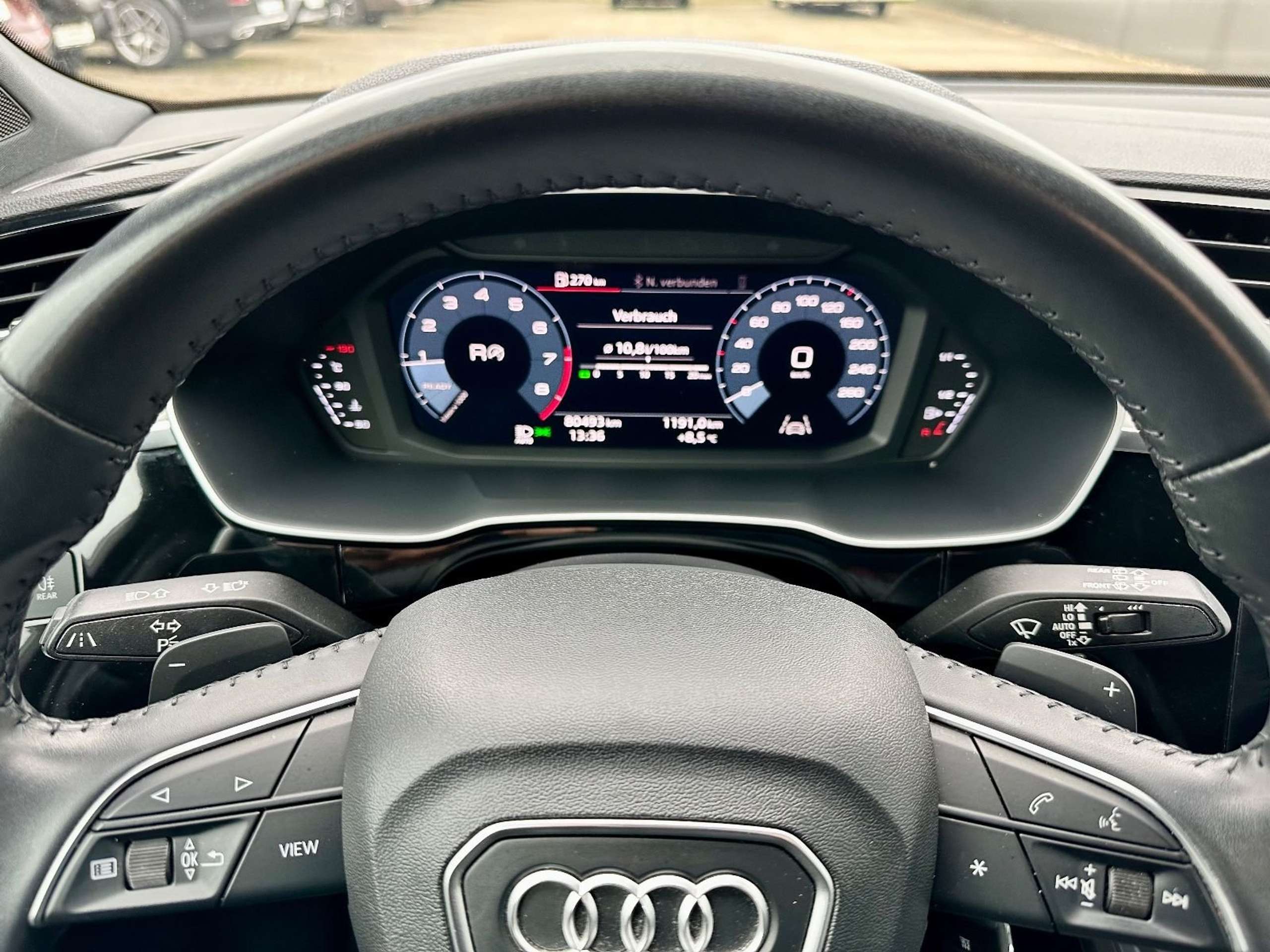 Audi - Q3