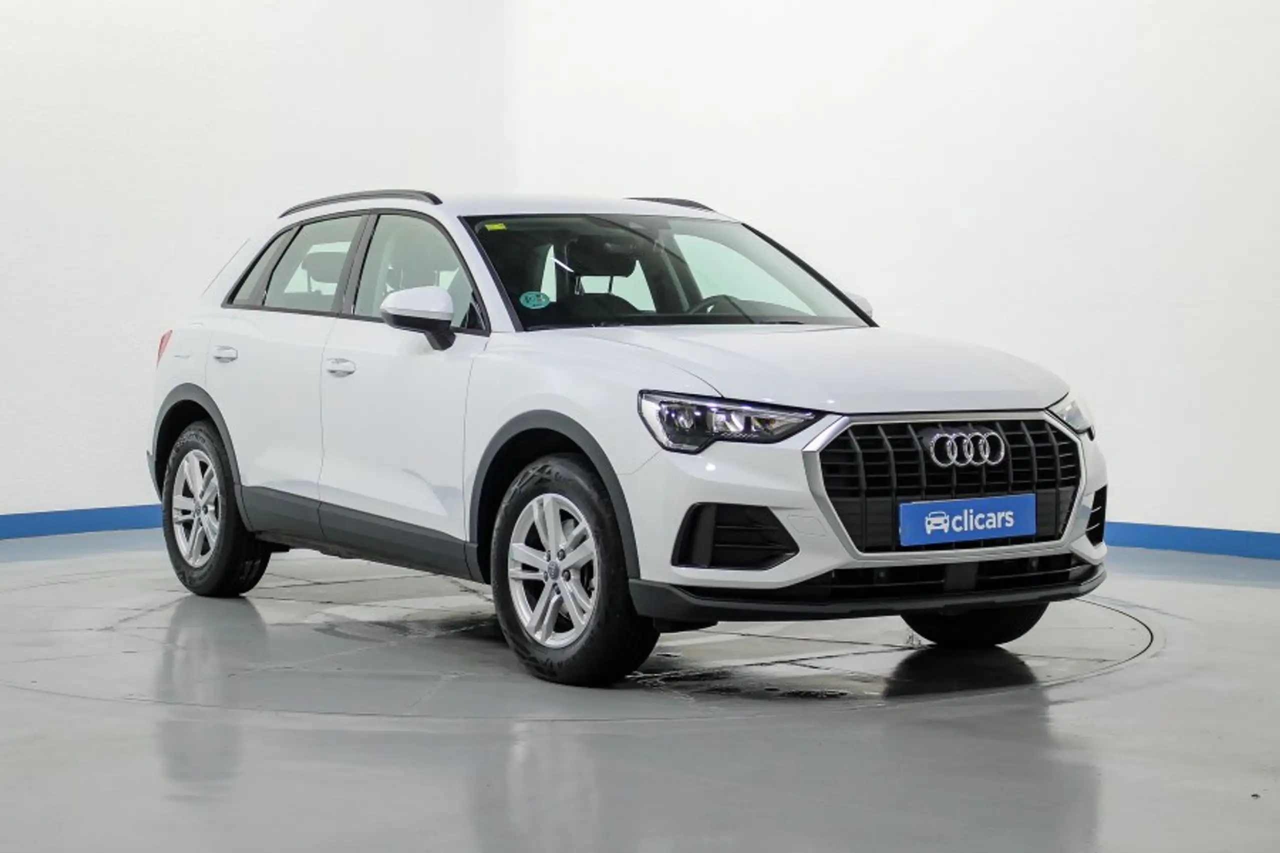 Audi - Q3