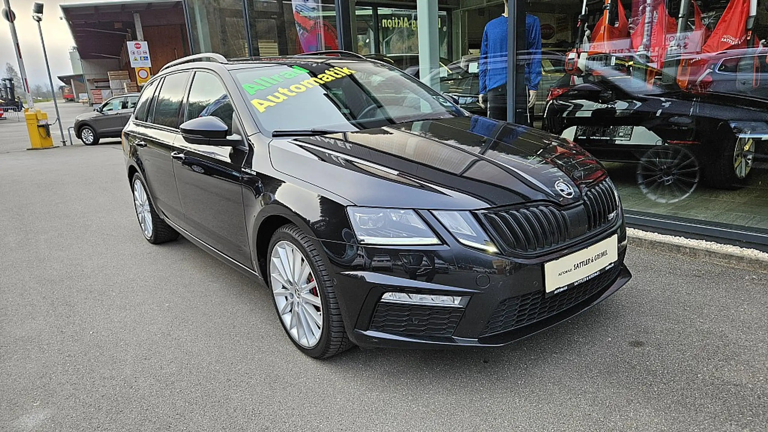 Skoda - Octavia