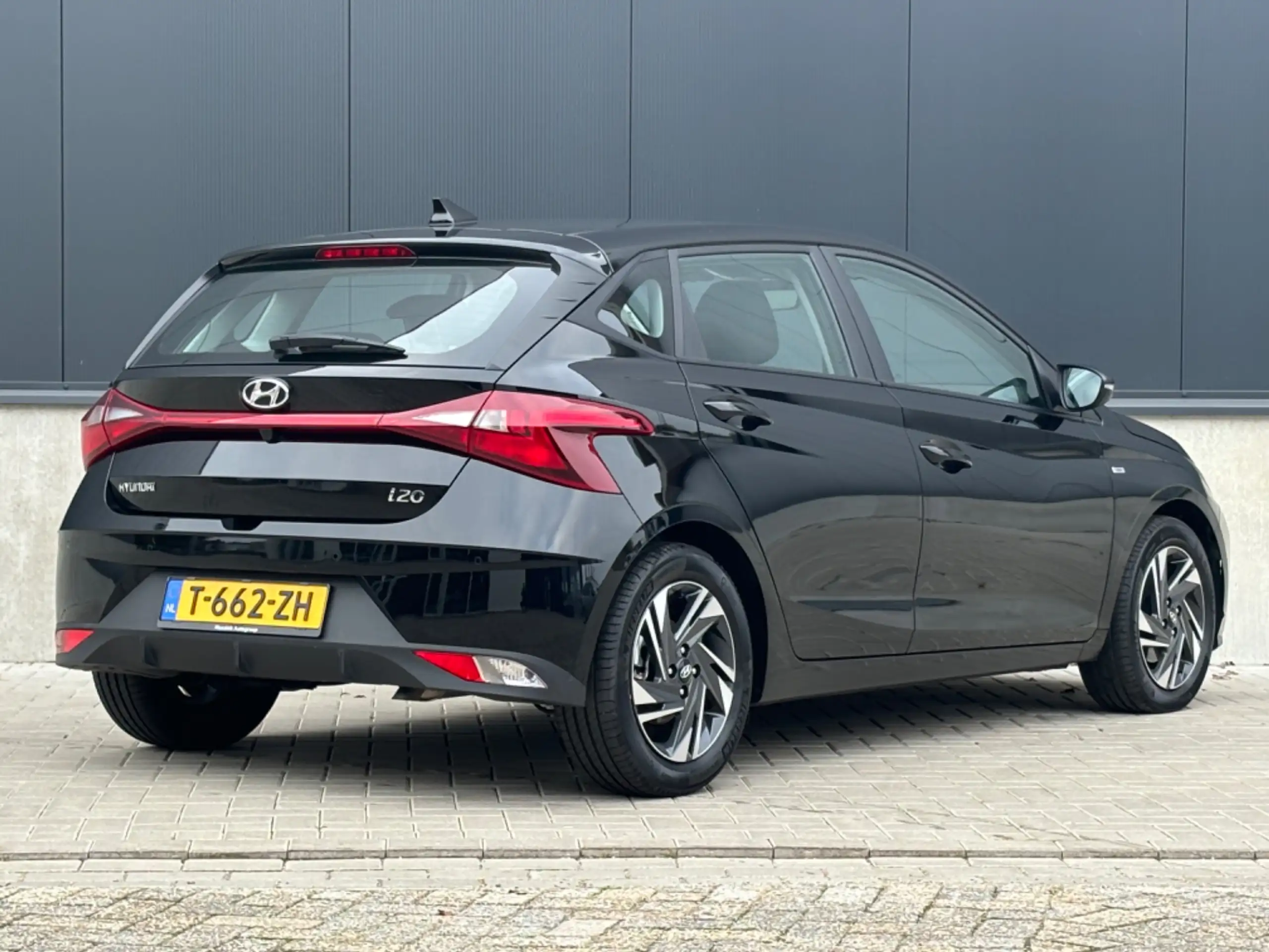 Hyundai - i20