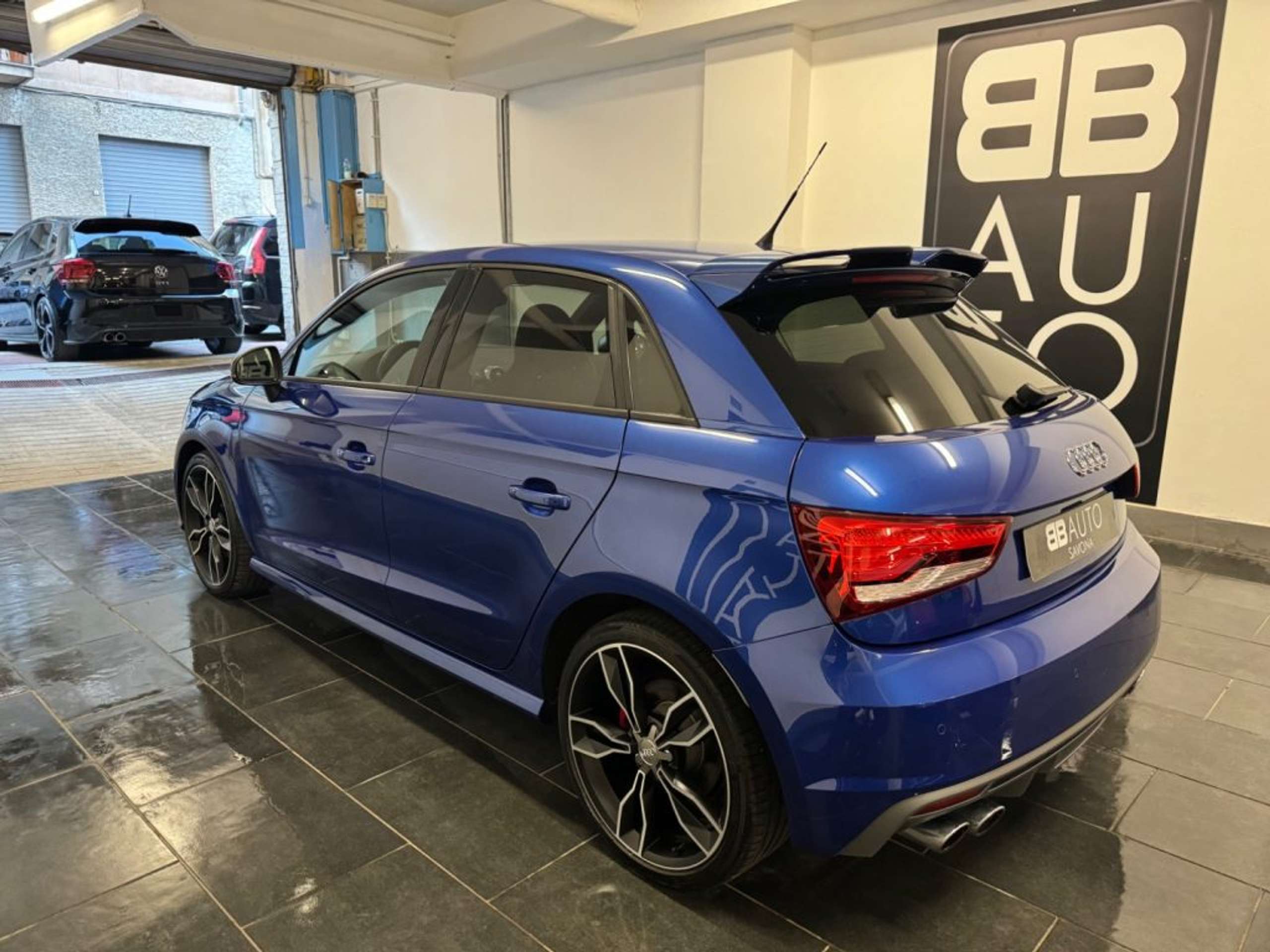 Audi - S1