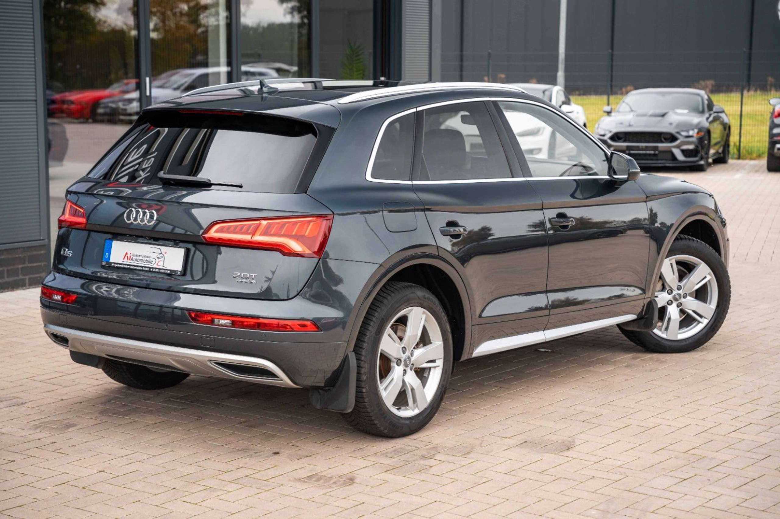 Audi - Q5