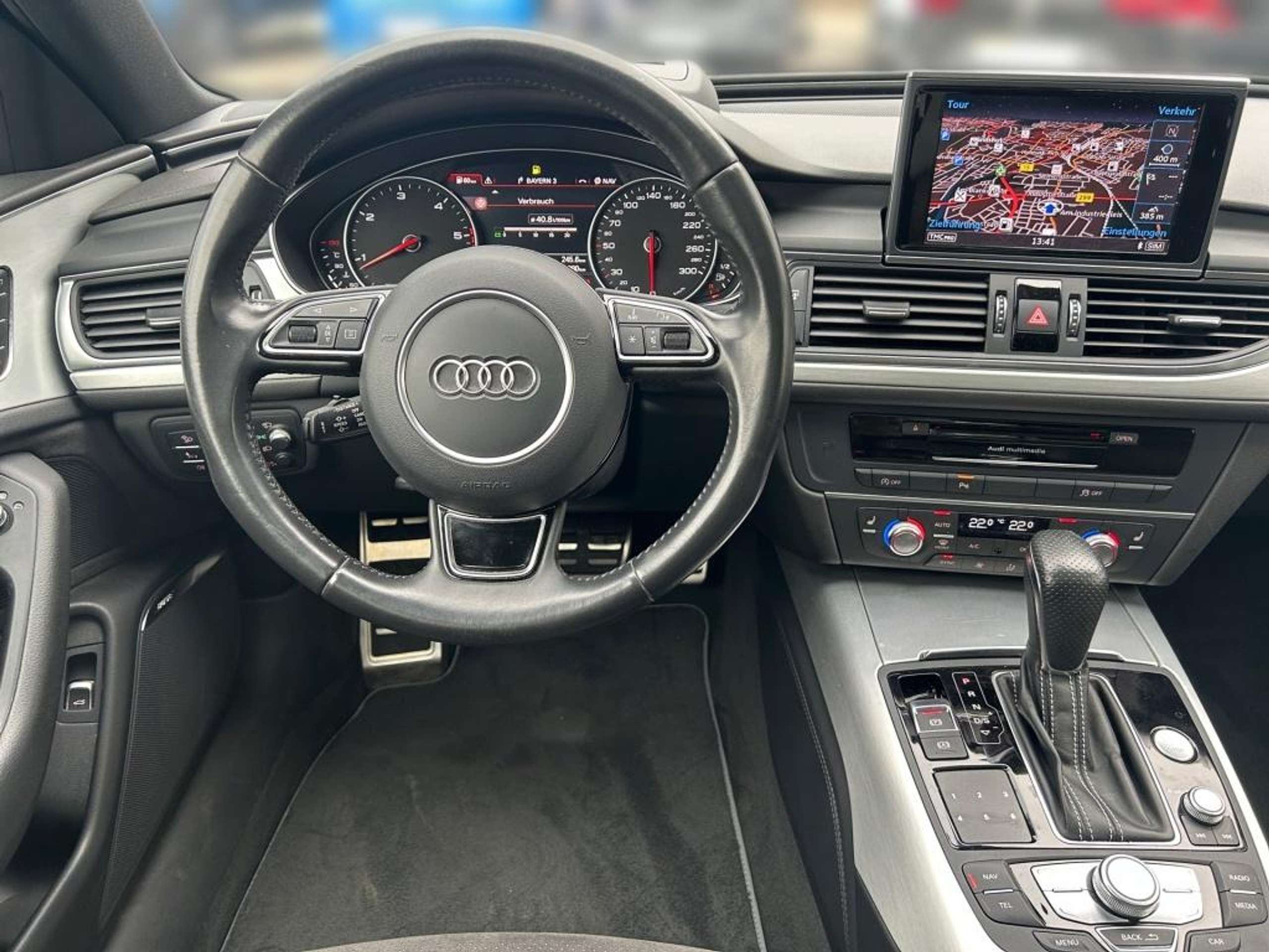 Audi - A6