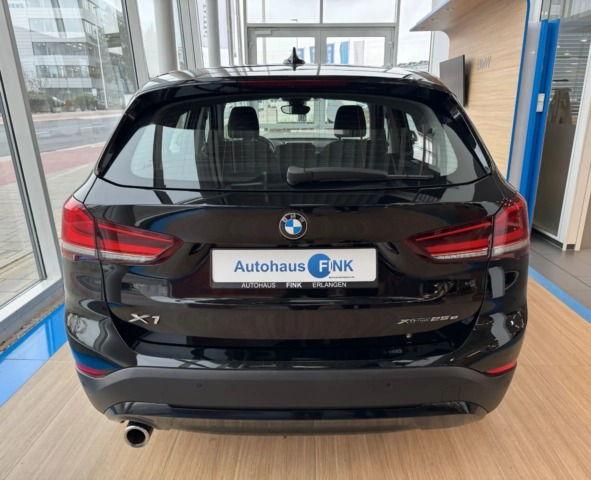 BMW - X1