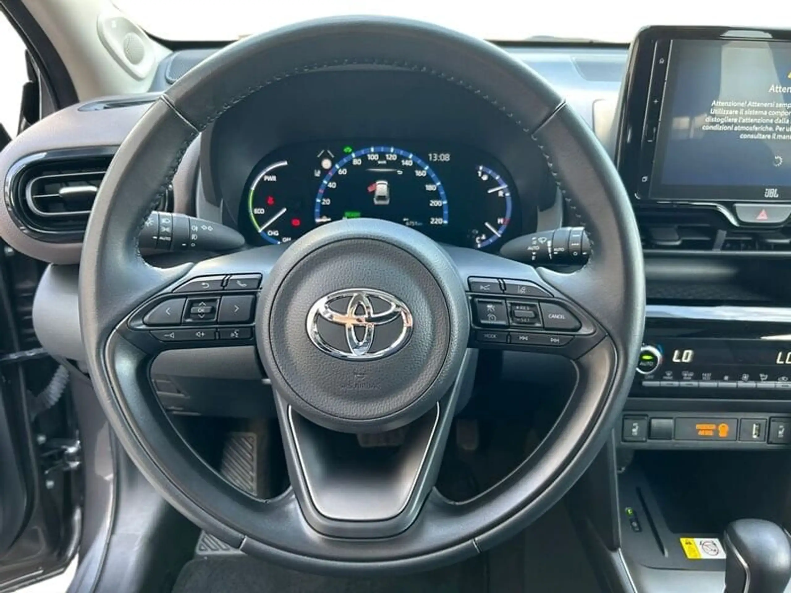 Toyota - Yaris Cross