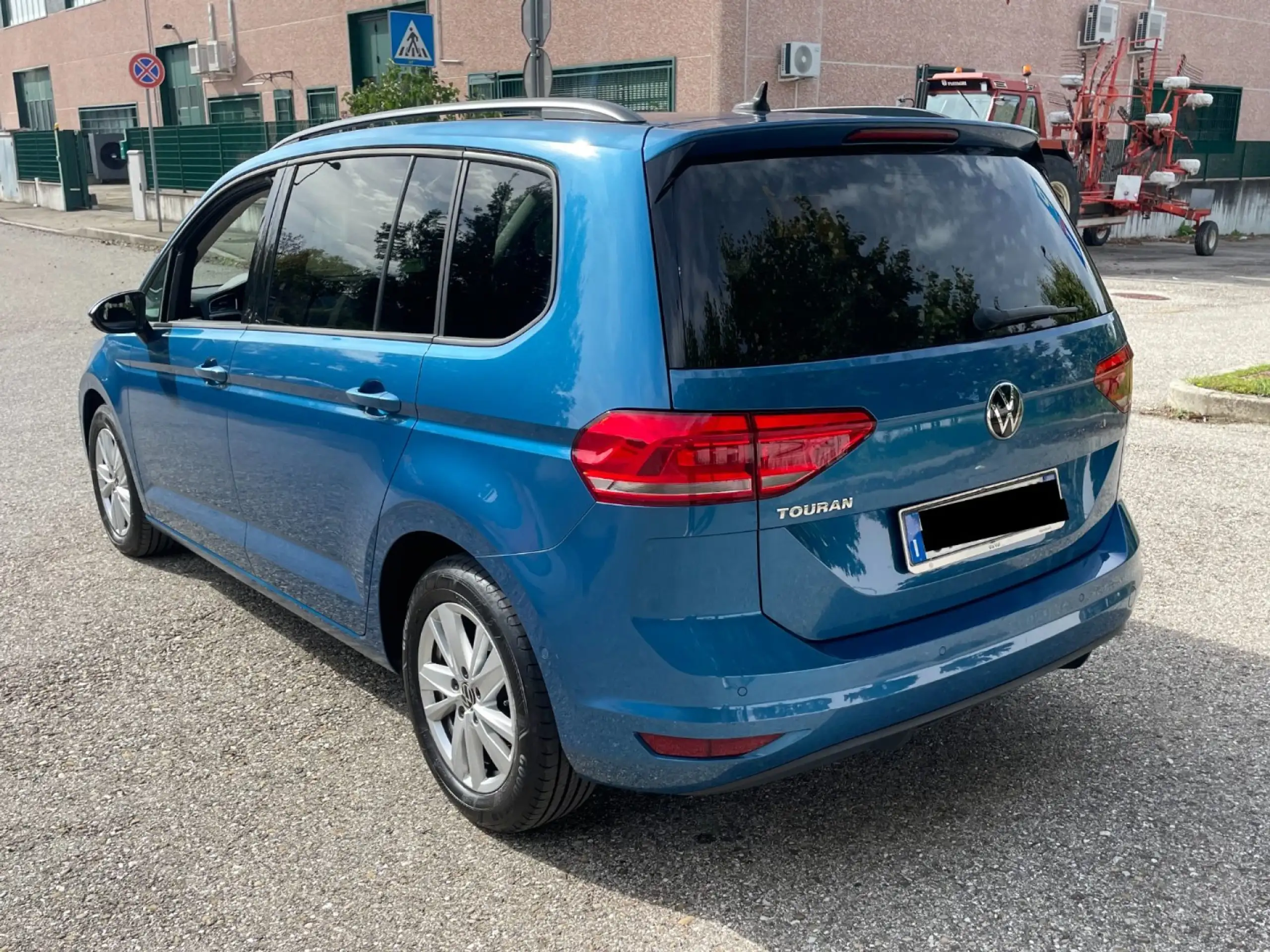 Volkswagen - Touran