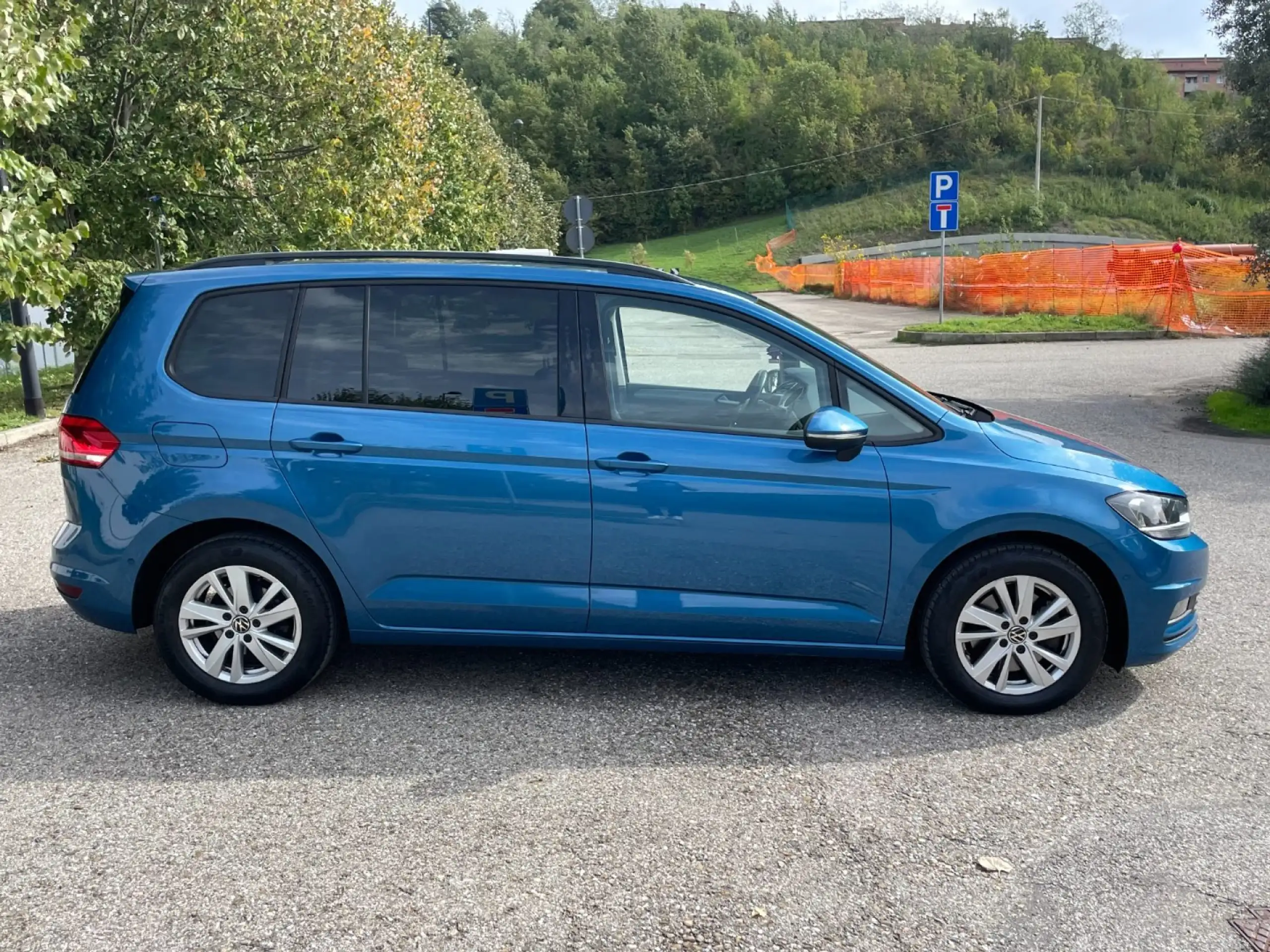 Volkswagen - Touran