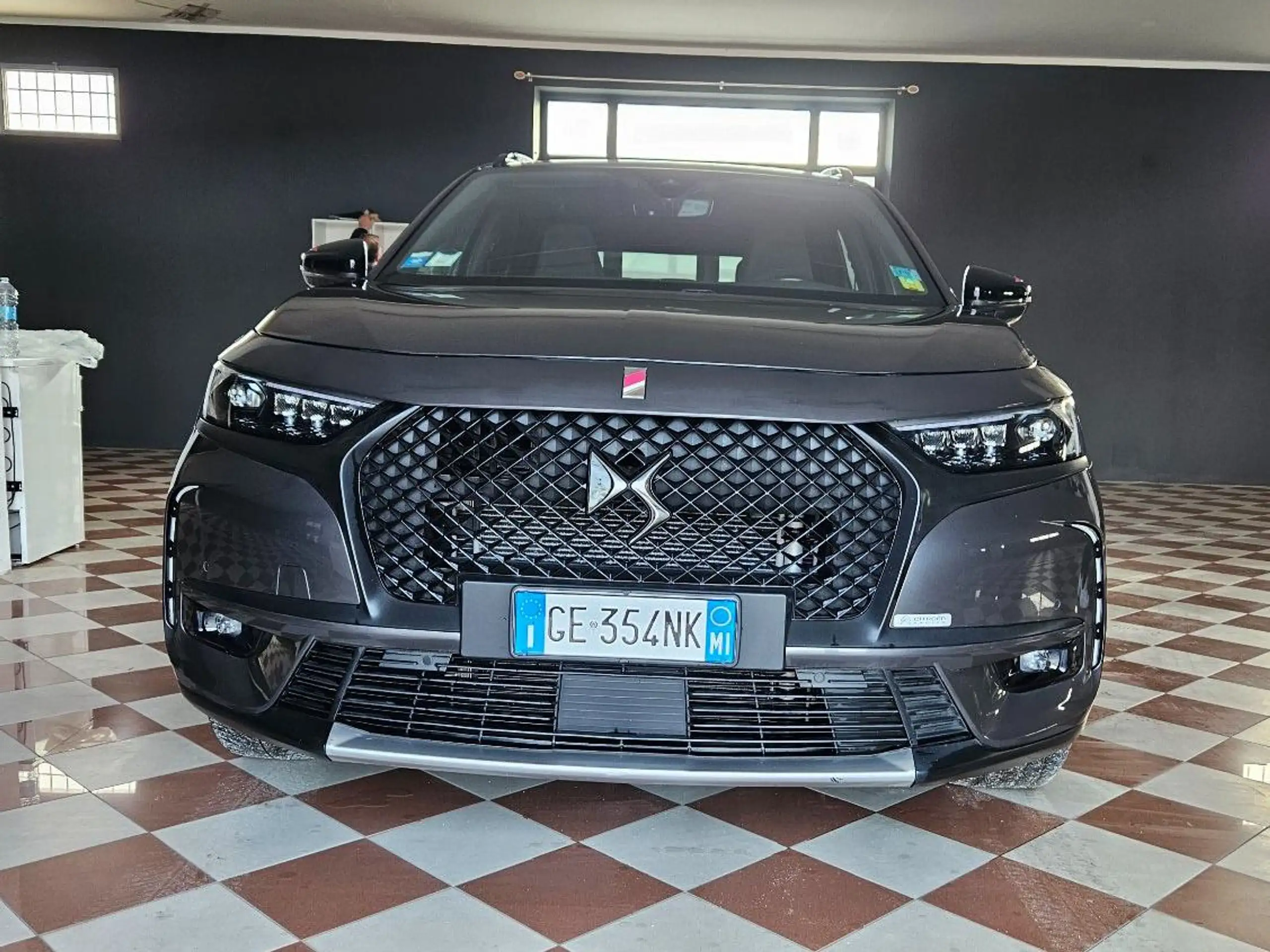 DS Automobiles - DS 7 Crossback