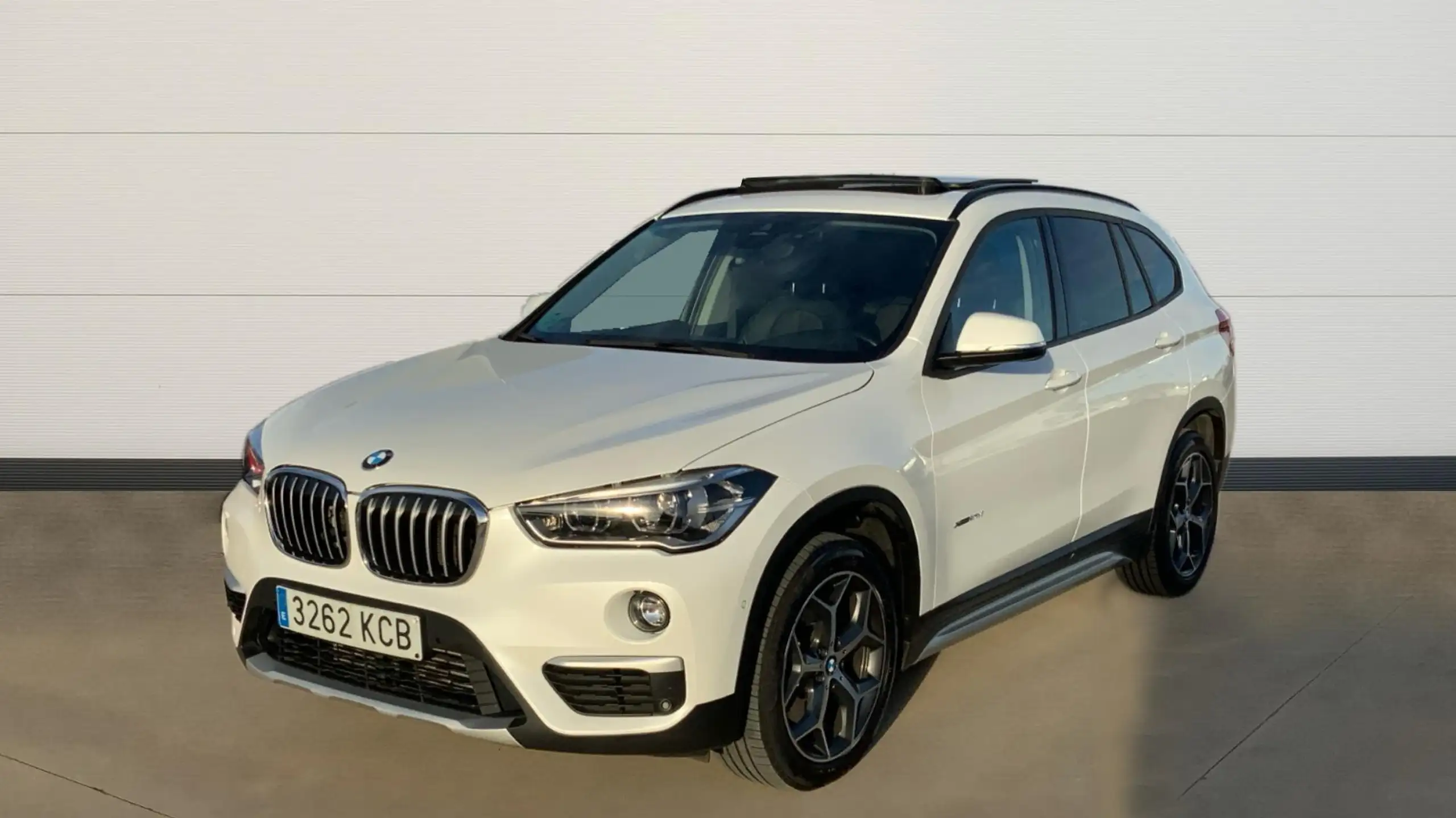 BMW - X1