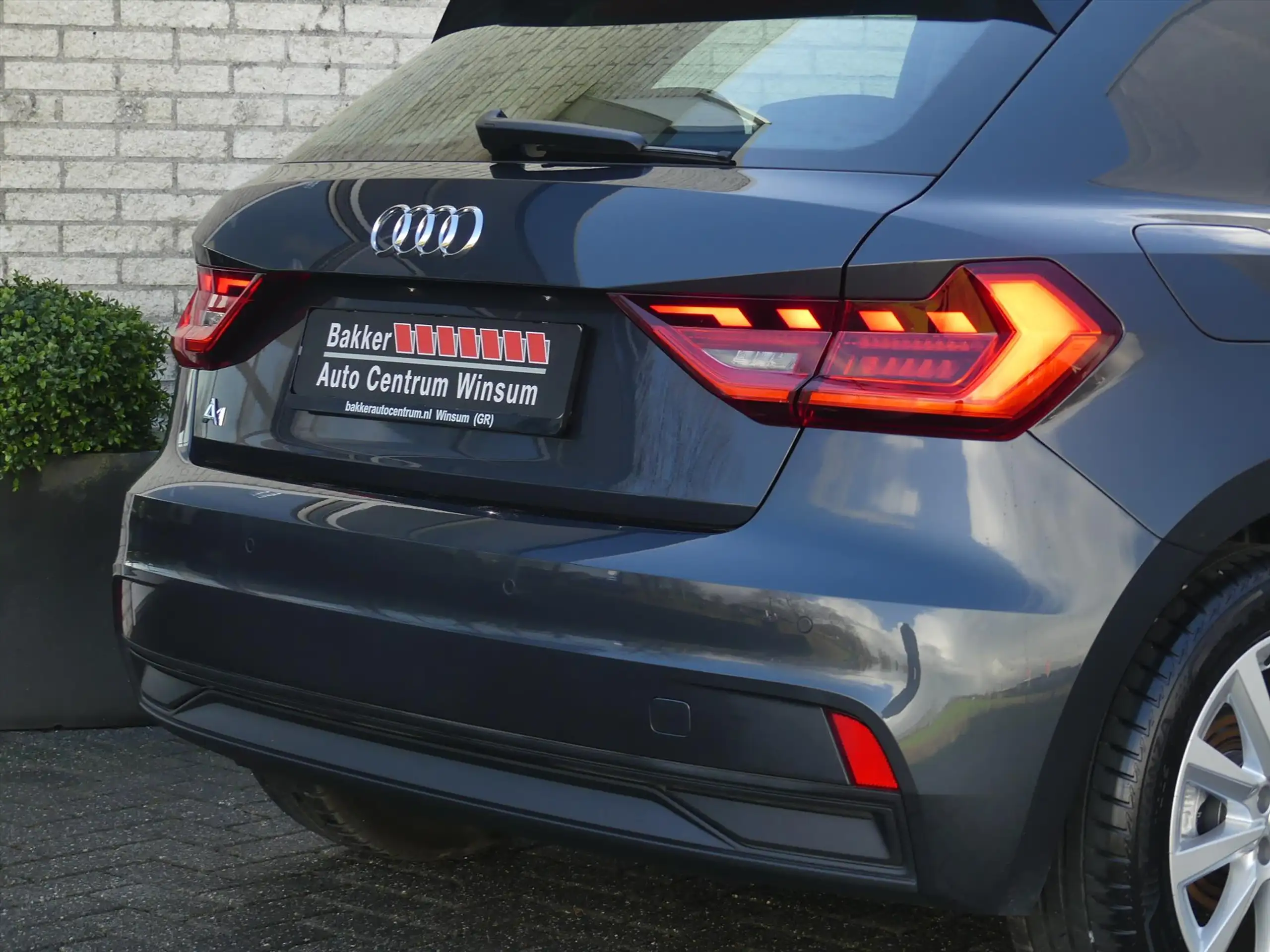 Audi - A1