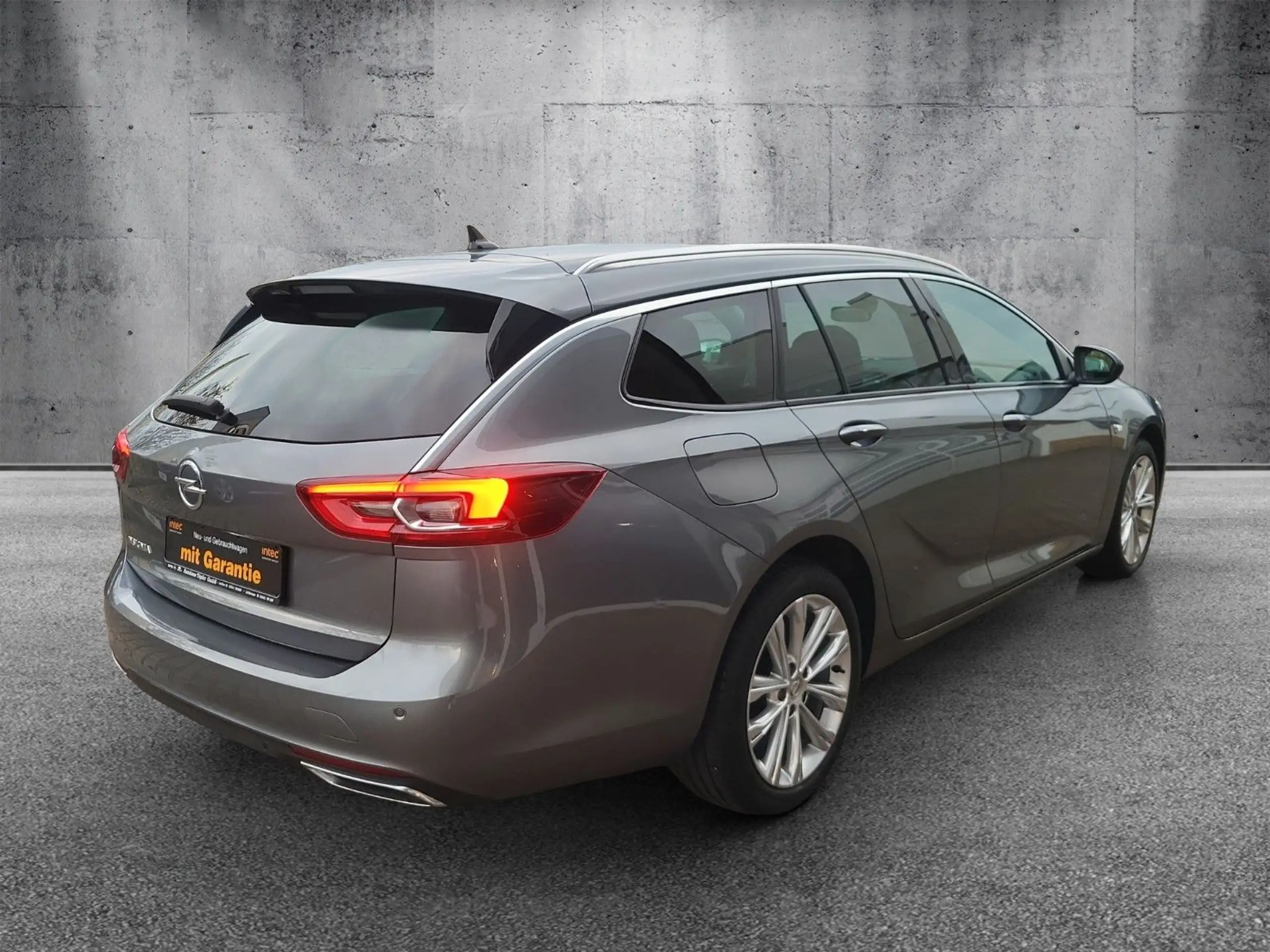 Opel - Insignia