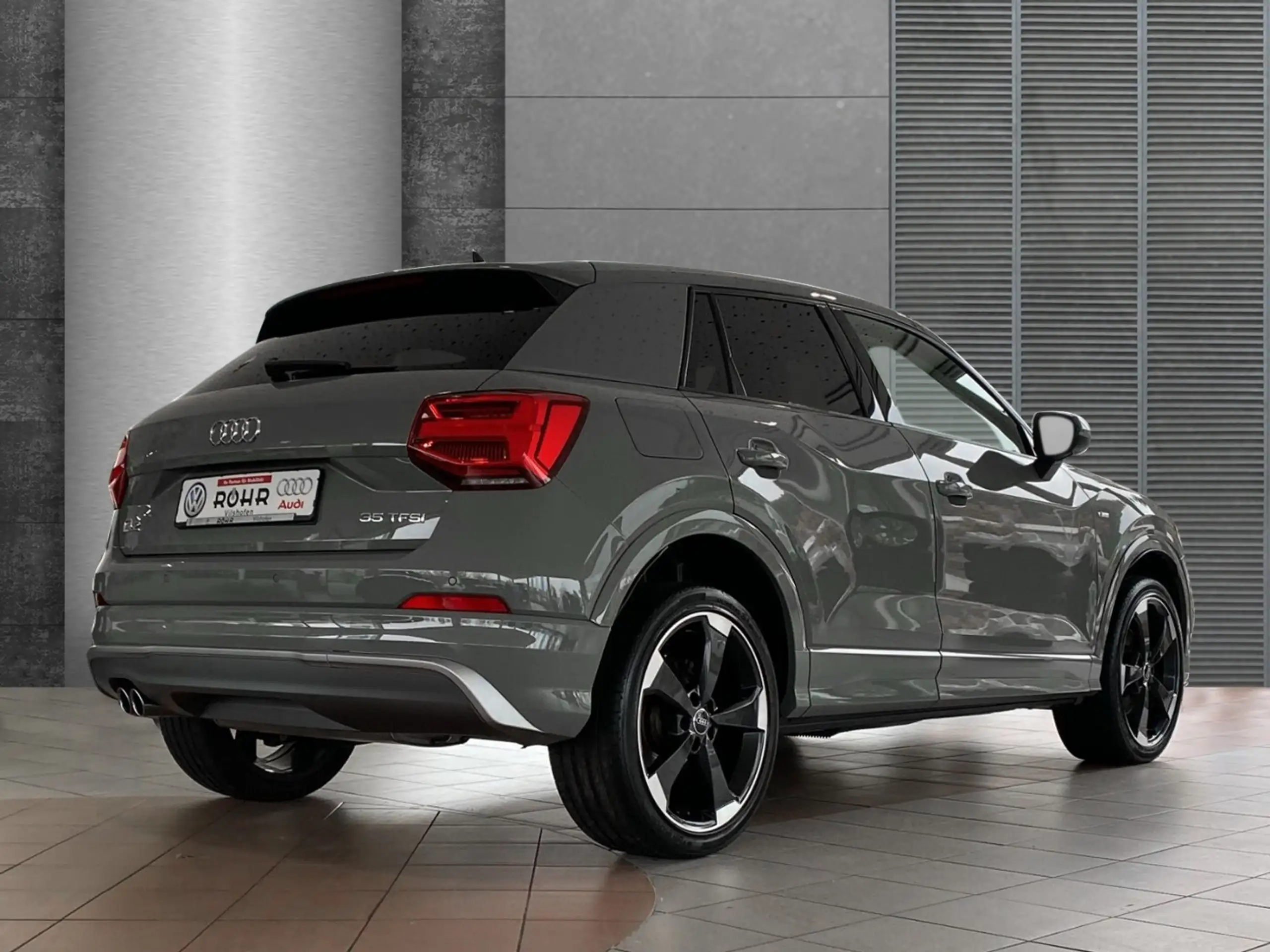 Audi - Q2