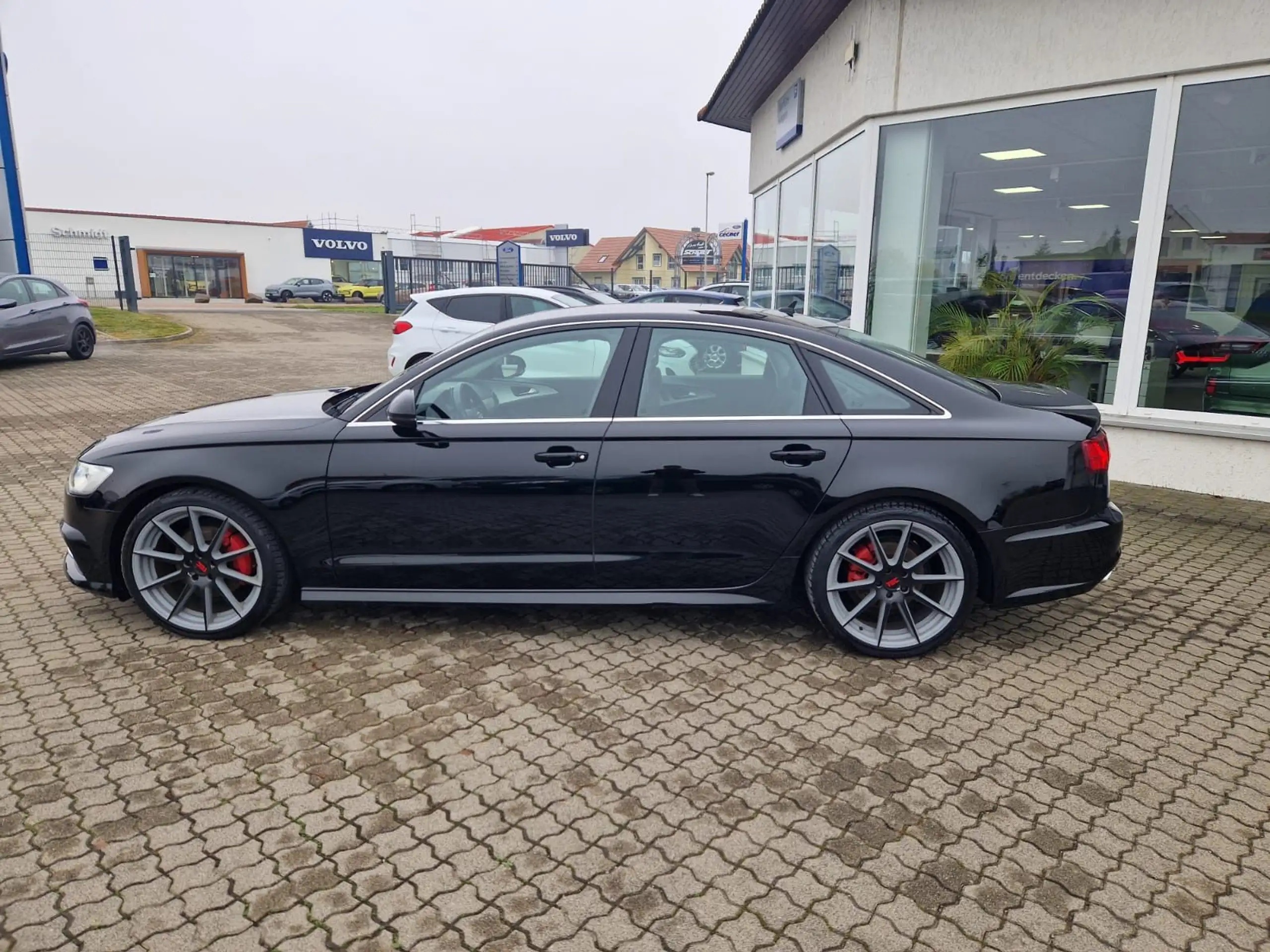 Audi - A6