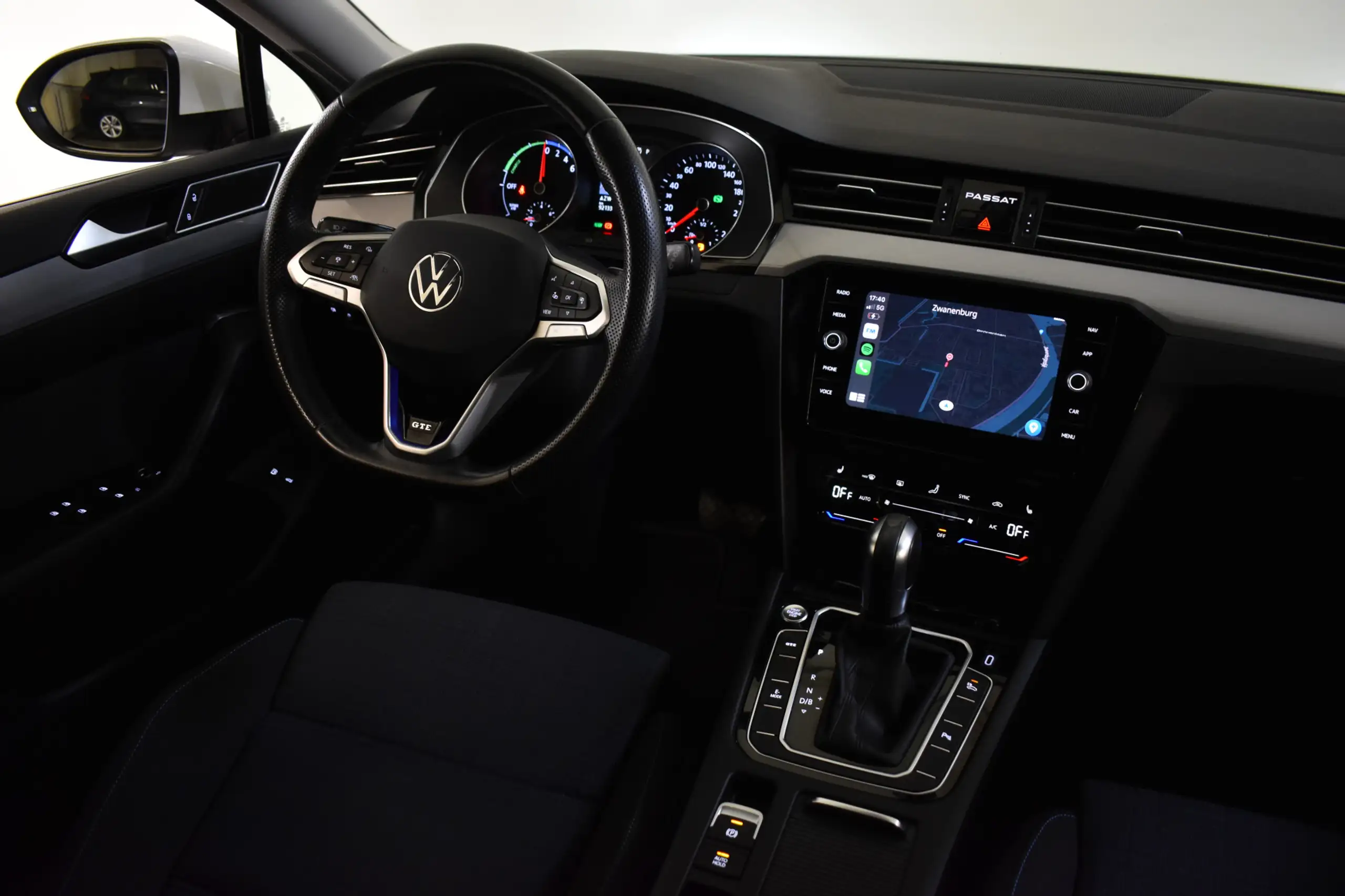 Volkswagen - Passat Variant